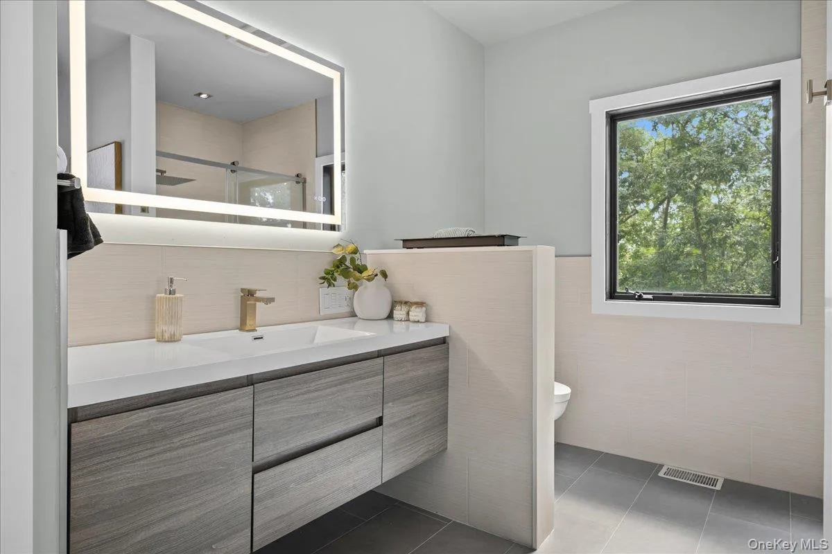 87 Blueberry Hill, Warwick (town), NY, 1 Bedroom Bedrooms, 5 Rooms Rooms,3 BathroomsBathrooms,Residential,For Rent,Blueberry,0,1030853 87 Blueberry Hill, Warwick (town), NY, 1 Bedroom Bedrooms, 5 Rooms Rooms,3 BathroomsBathrooms,Residential,For Rent,Blueberry,0,1030853