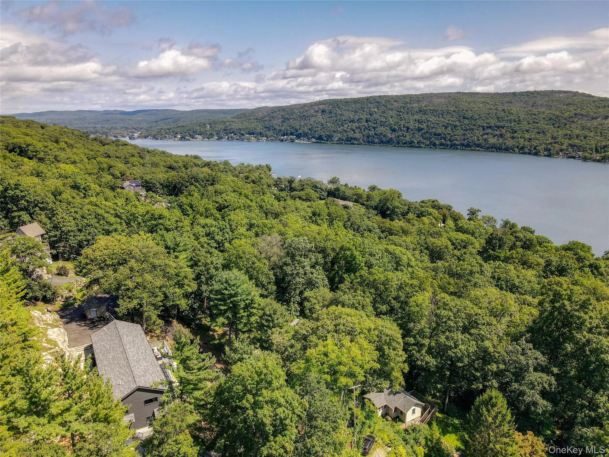 87 Blueberry Hill, Warwick (town), NY, 1 Bedroom Bedrooms, 5 Rooms Rooms,3 BathroomsBathrooms,Residential,For Rent,Blueberry,0,1030853 87 Blueberry Hill, Warwick (town), NY, 1 Bedroom Bedrooms, 5 Rooms Rooms,3 BathroomsBathrooms,Residential,For Rent,Blueberry,0,1030853