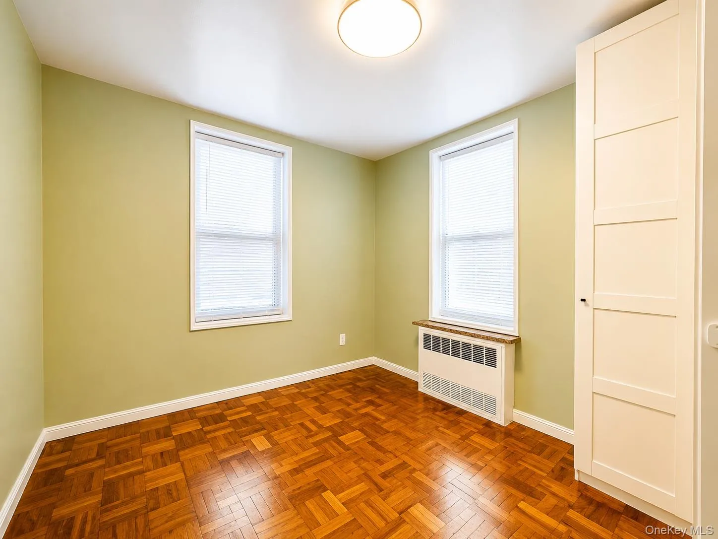 67-50 Thornton Place, New York, NY, 2 Bedrooms Bedrooms, 4 Rooms Rooms,1 BathroomBathrooms,Residential,For Rent,Thornton,0,1030856 67-50 Thornton Place, New York, NY, 2 Bedrooms Bedrooms, 4 Rooms Rooms,1 BathroomBathrooms,Residential,For Rent,Thornton,0,1030856