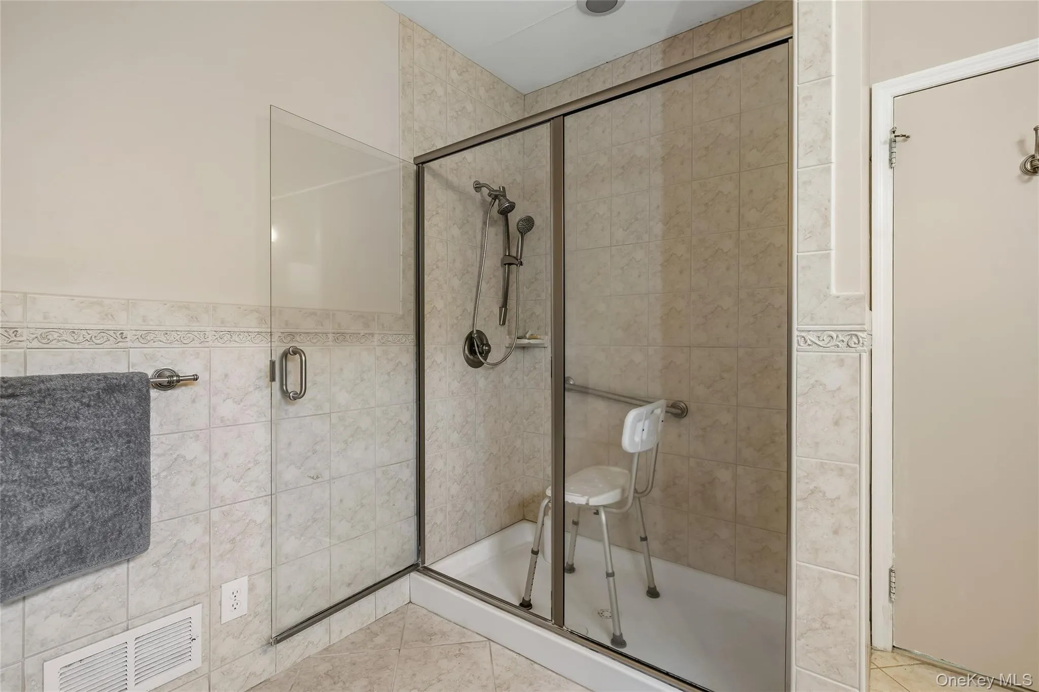 130 Cromwell Hill Road, Monroe, NY, 4 Bedrooms Bedrooms, 10 Rooms Rooms,2 BathroomsBathrooms,Residential,For Rent,Cromwell Hill,0,1030858 130 Cromwell Hill Road, Monroe, NY, 4 Bedrooms Bedrooms, 10 Rooms Rooms,2 BathroomsBathrooms,Residential,For Rent,Cromwell Hill,0,1030858