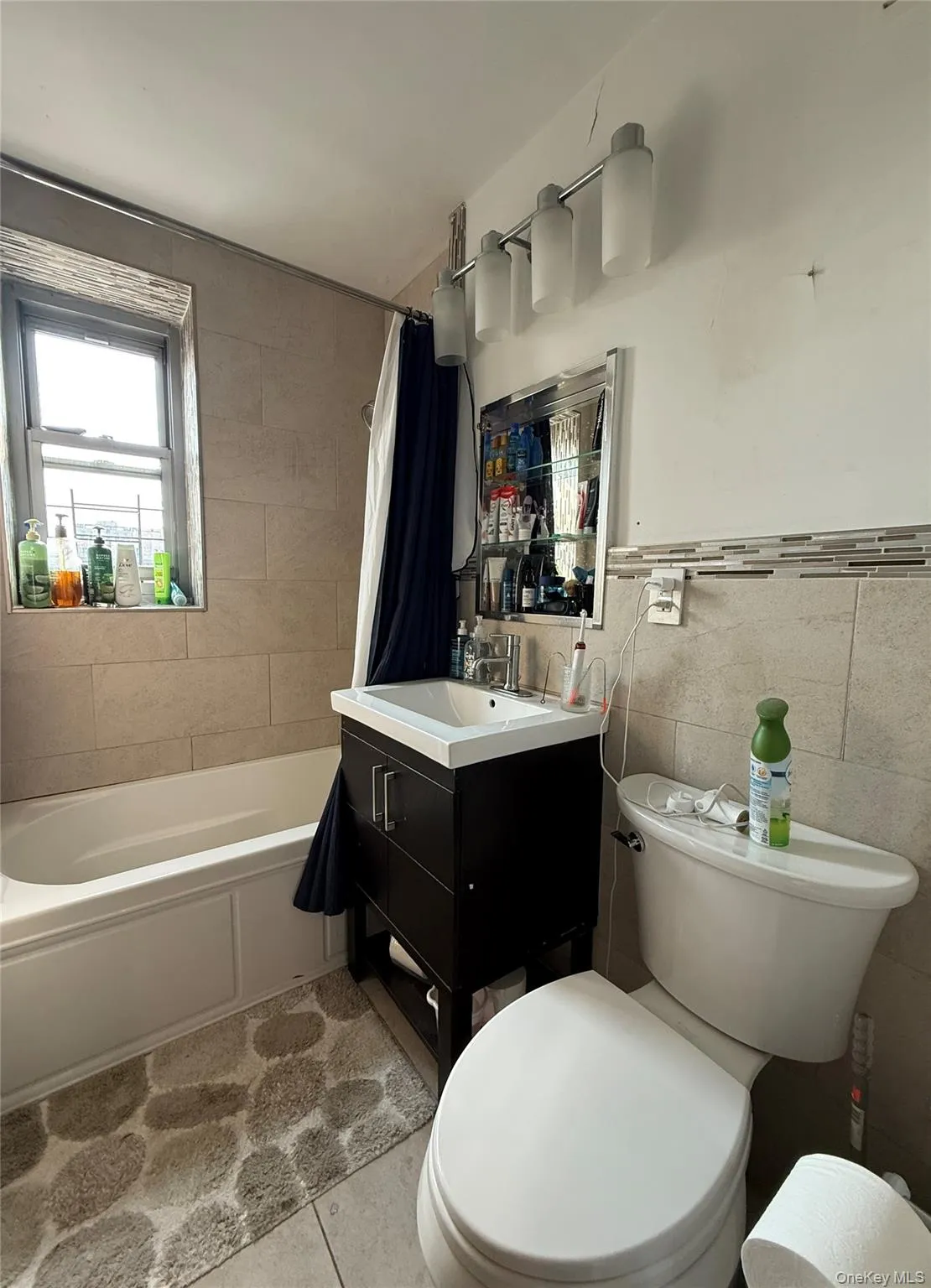 61-20 Grand Central Parkway, New York, NY, 2 Bedrooms Bedrooms, 5 Rooms Rooms,2 BathroomsBathrooms,Residential Lease,For Rent,Grand Central,0,1030859 61-20 Grand Central Parkway, New York, NY, 2 Bedrooms Bedrooms, 5 Rooms Rooms,2 BathroomsBathrooms,Residential Lease,For Rent,Grand Central,0,1030859