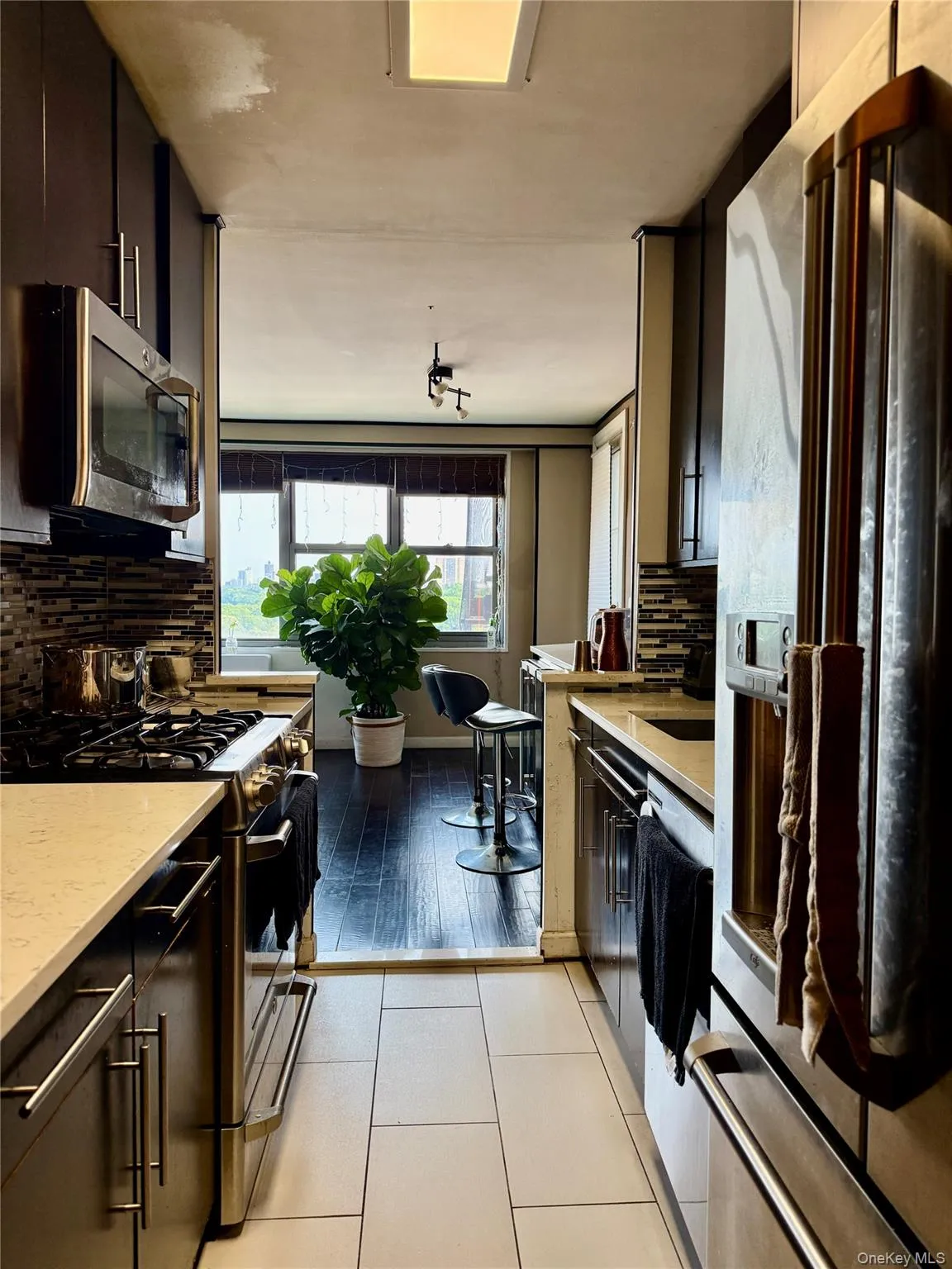 61-20 Grand Central Parkway, New York, NY, 2 Bedrooms Bedrooms, 5 Rooms Rooms,2 BathroomsBathrooms,Residential Lease,For Rent,Grand Central,0,1030859 61-20 Grand Central Parkway, New York, NY, 2 Bedrooms Bedrooms, 5 Rooms Rooms,2 BathroomsBathrooms,Residential Lease,For Rent,Grand Central,0,1030859