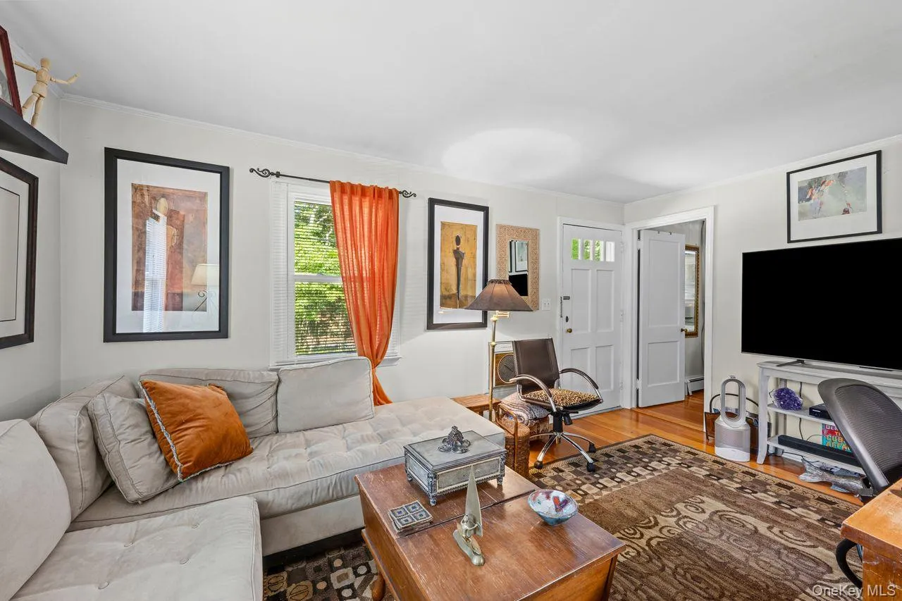 468 Old Bridge Road, Huntington, NY, 2 Bedrooms Bedrooms, 4 Rooms Rooms,1 BathroomBathrooms,Residential,For Rent,Old Bridge,0,1030862 468 Old Bridge Road, Huntington, NY, 2 Bedrooms Bedrooms, 4 Rooms Rooms,1 BathroomBathrooms,Residential,For Rent,Old Bridge,0,1030862