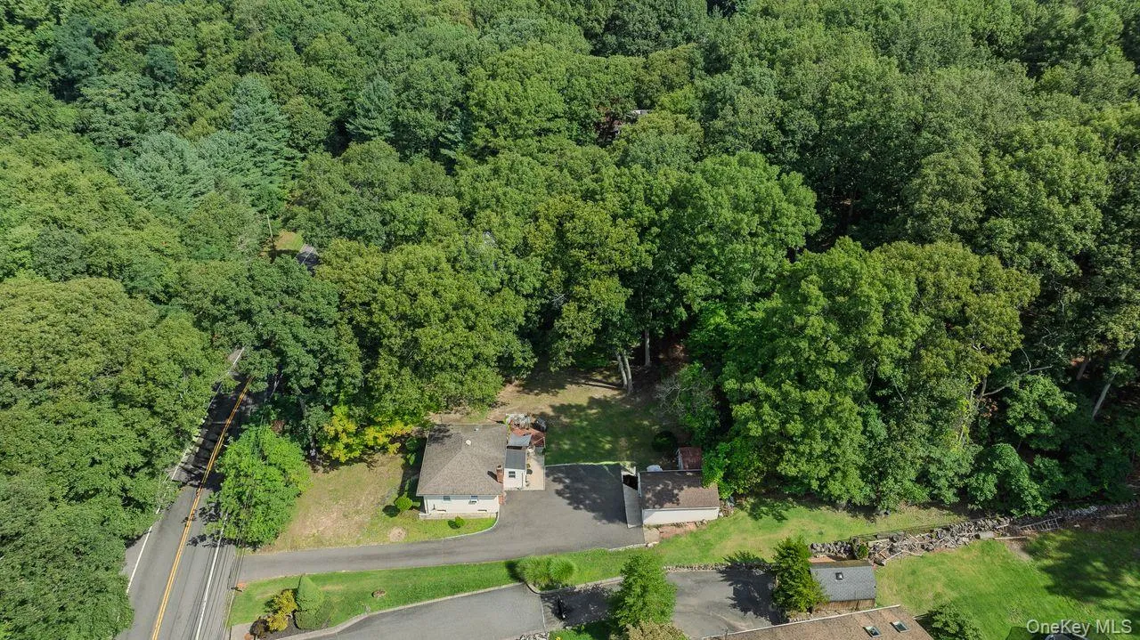 468 Old Bridge Road, Huntington, NY, 2 Bedrooms Bedrooms, 4 Rooms Rooms,1 BathroomBathrooms,Residential,For Rent,Old Bridge,0,1030862 468 Old Bridge Road, Huntington, NY, 2 Bedrooms Bedrooms, 4 Rooms Rooms,1 BathroomBathrooms,Residential,For Rent,Old Bridge,0,1030862