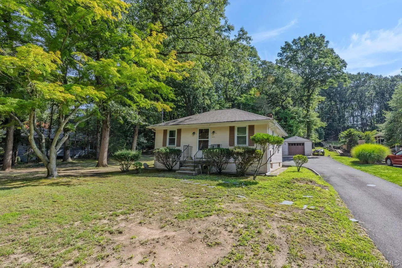 468 Old Bridge Road, Huntington, NY, 2 Bedrooms Bedrooms, 4 Rooms Rooms,1 BathroomBathrooms,Residential,For Rent,Old Bridge,0,1030862 468 Old Bridge Road, Huntington, NY, 2 Bedrooms Bedrooms, 4 Rooms Rooms,1 BathroomBathrooms,Residential,For Rent,Old Bridge,0,1030862