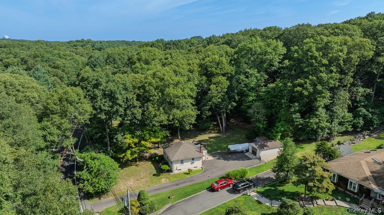 468 Old Bridge Road, Huntington, NY, 2 Bedrooms Bedrooms, 4 Rooms Rooms,1 BathroomBathrooms,Residential,For Rent,Old Bridge,0,1030862 468 Old Bridge Road, Huntington, NY, 2 Bedrooms Bedrooms, 4 Rooms Rooms,1 BathroomBathrooms,Residential,For Rent,Old Bridge,0,1030862