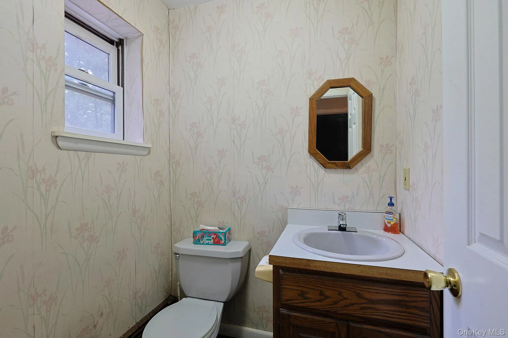 18 Hillside Road, Wawayanda, NY, 3 Bedrooms Bedrooms, 8 Rooms Rooms,1 BathroomBathrooms,Residential,For Rent,Hillside,0,1030873 18 Hillside Road, Wawayanda, NY, 3 Bedrooms Bedrooms, 8 Rooms Rooms,1 BathroomBathrooms,Residential,For Rent,Hillside,0,1030873