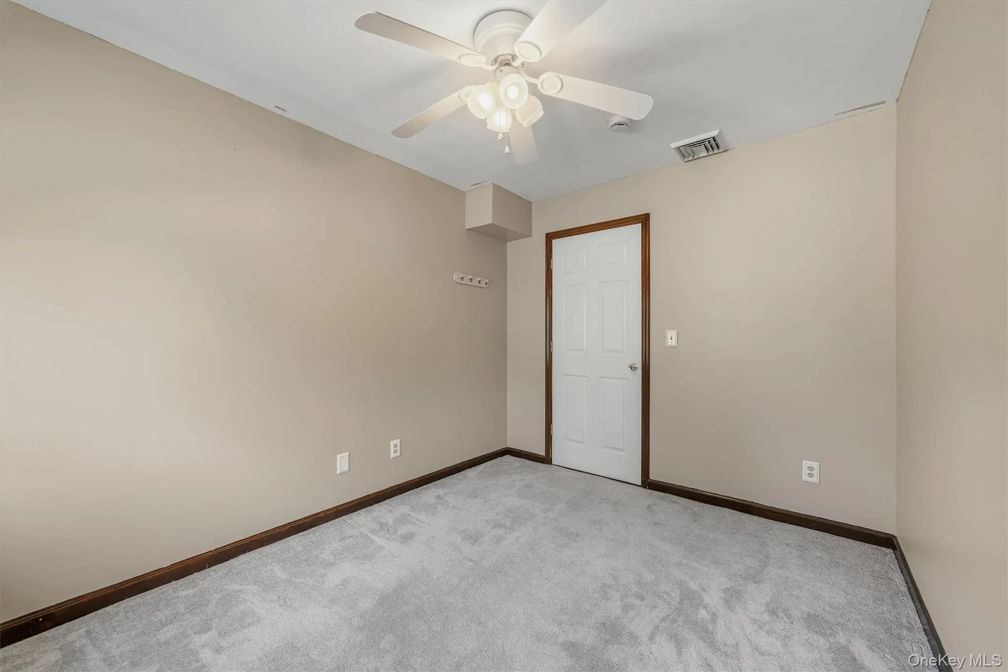 9 Ashland Avenue, Middletown, NY, 4 Bedrooms Bedrooms, 9 Rooms Rooms,3 BathroomsBathrooms,Residential,For Rent,Ashland,0,1030876 9 Ashland Avenue, Middletown, NY, 4 Bedrooms Bedrooms, 9 Rooms Rooms,3 BathroomsBathrooms,Residential,For Rent,Ashland,0,1030876