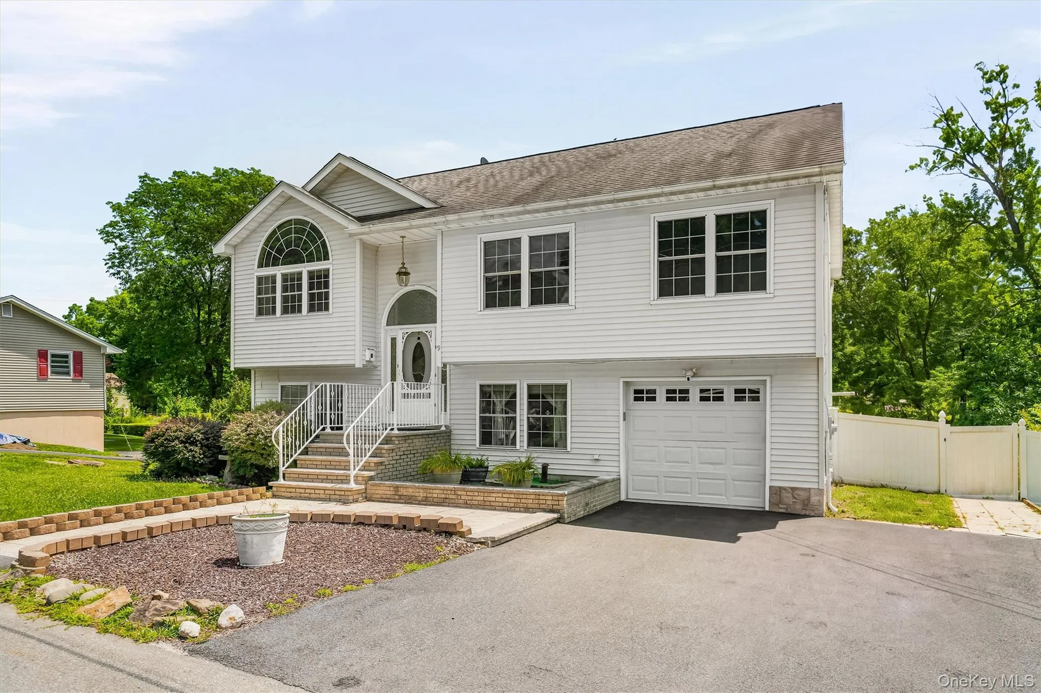 9 Ashland Avenue, Middletown, NY, 4 Bedrooms Bedrooms, 9 Rooms Rooms,3 BathroomsBathrooms,Residential,For Rent,Ashland,0,1030876 9 Ashland Avenue, Middletown, NY, 4 Bedrooms Bedrooms, 9 Rooms Rooms,3 BathroomsBathrooms,Residential,For Rent,Ashland,0,1030876