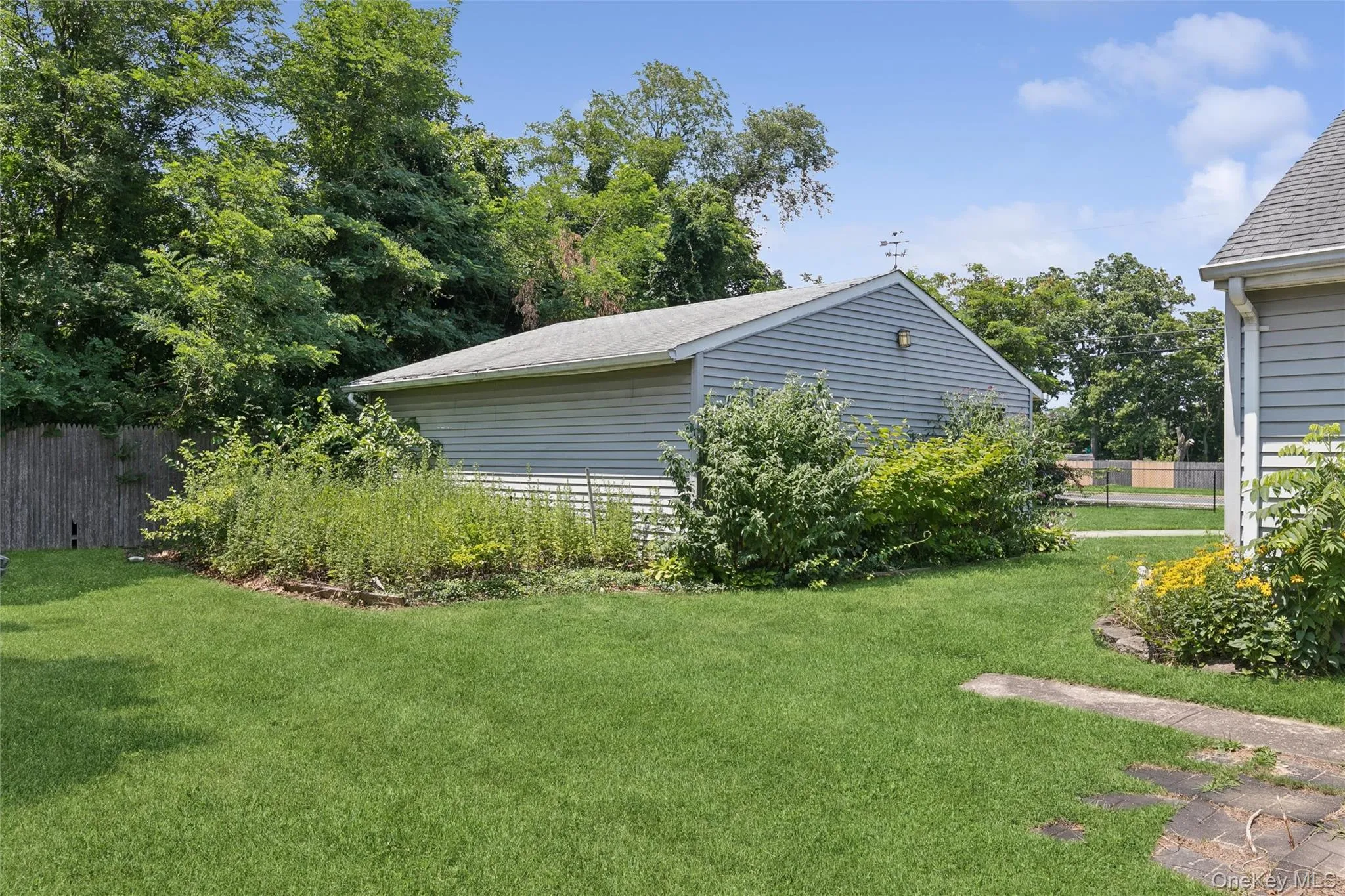 8 Beecher Avenue, Islip, NY, 3 Bedrooms Bedrooms, 7 Rooms Rooms,1 BathroomBathrooms,Residential,For Rent,Beecher,0,1030879 8 Beecher Avenue, Islip, NY, 3 Bedrooms Bedrooms, 7 Rooms Rooms,1 BathroomBathrooms,Residential,For Rent,Beecher,0,1030879