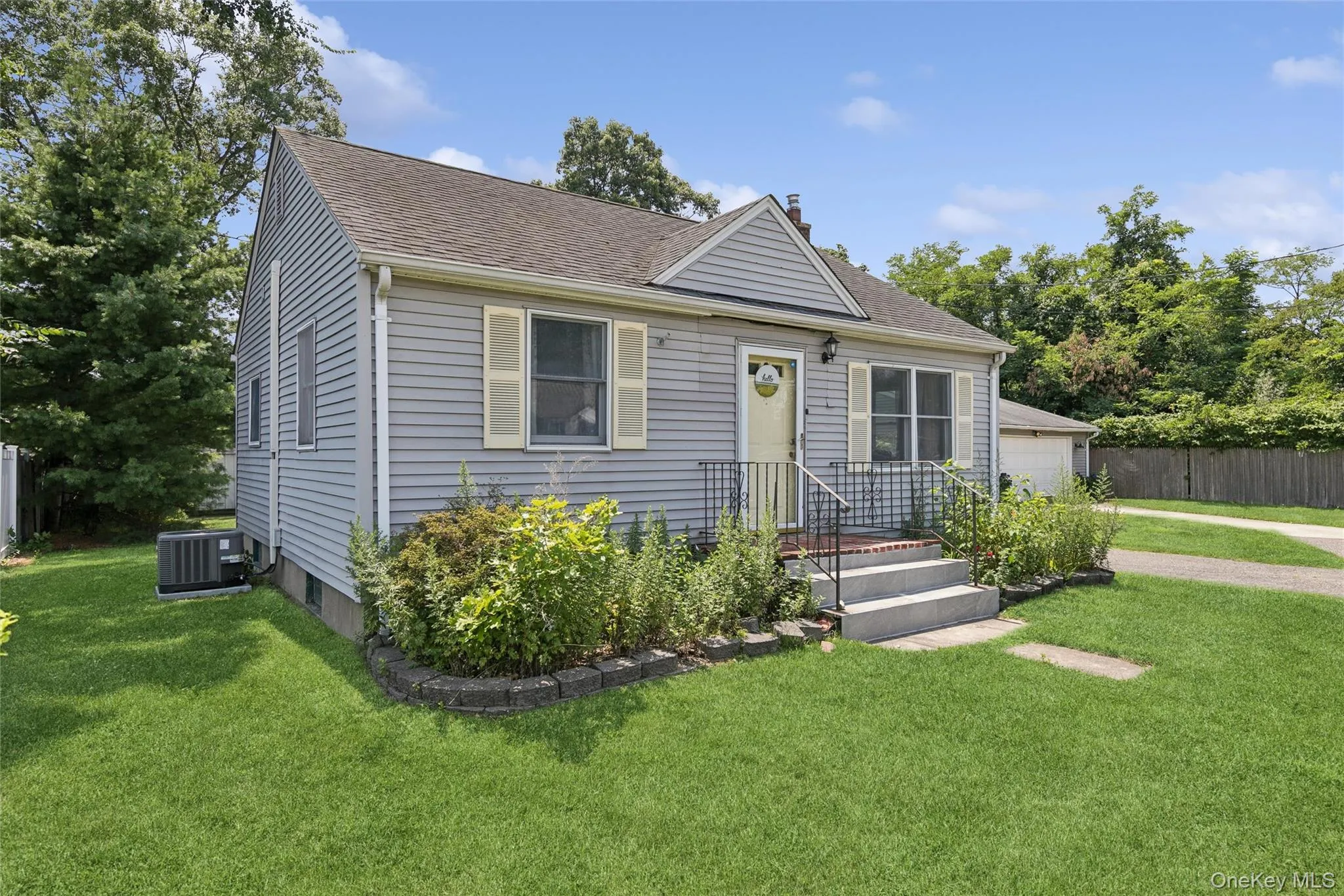 8 Beecher Avenue, Islip, NY, 3 Bedrooms Bedrooms, 7 Rooms Rooms,1 BathroomBathrooms,Residential,For Rent,Beecher,0,1030879 8 Beecher Avenue, Islip, NY, 3 Bedrooms Bedrooms, 7 Rooms Rooms,1 BathroomBathrooms,Residential,For Rent,Beecher,0,1030879