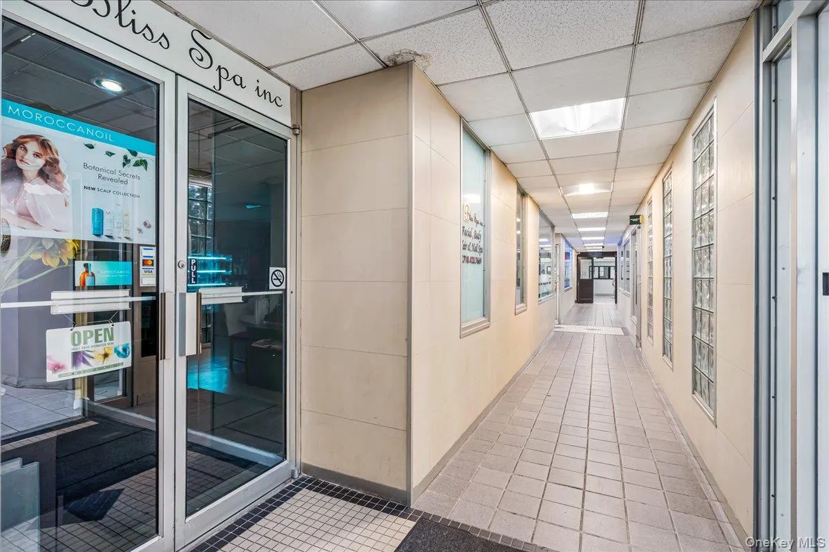 18-15 215th Street, New York, NY, 3 Bedrooms Bedrooms, 8 Rooms Rooms,2 BathroomsBathrooms,Residential,For Rent,215th,0,1030881 18-15 215th Street, New York, NY, 3 Bedrooms Bedrooms, 8 Rooms Rooms,2 BathroomsBathrooms,Residential,For Rent,215th,0,1030881