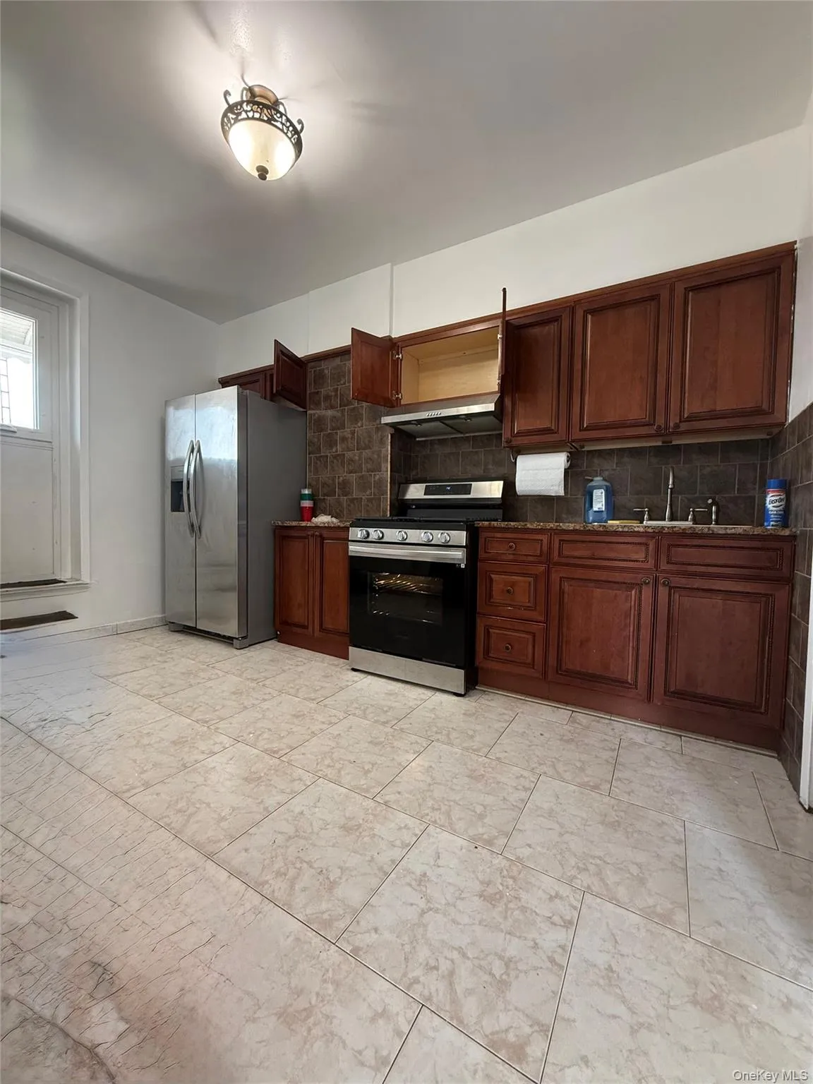 6020 60th Street, New York, NY, 4 Bedrooms Bedrooms, 7 Rooms Rooms,2 BathroomsBathrooms,Residential Lease,For Rent,60th,0,1030883 6020 60th Street, New York, NY, 4 Bedrooms Bedrooms, 7 Rooms Rooms,2 BathroomsBathrooms,Residential Lease,For Rent,60th,0,1030883