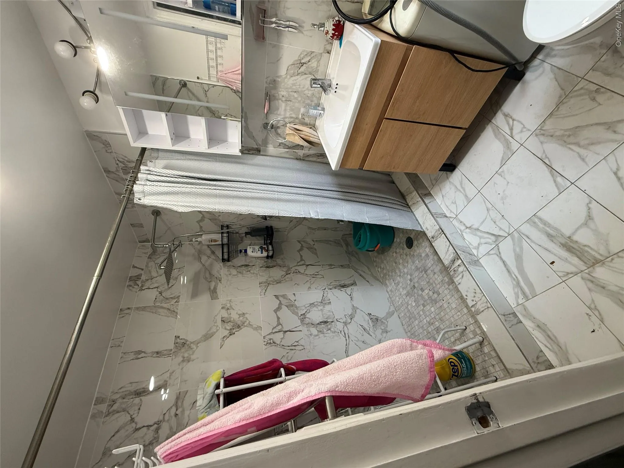 6020 60th Street, New York, NY, 4 Bedrooms Bedrooms, 7 Rooms Rooms,2 BathroomsBathrooms,Residential Lease,For Rent,60th,0,1030883 6020 60th Street, New York, NY, 4 Bedrooms Bedrooms, 7 Rooms Rooms,2 BathroomsBathrooms,Residential Lease,For Rent,60th,0,1030883