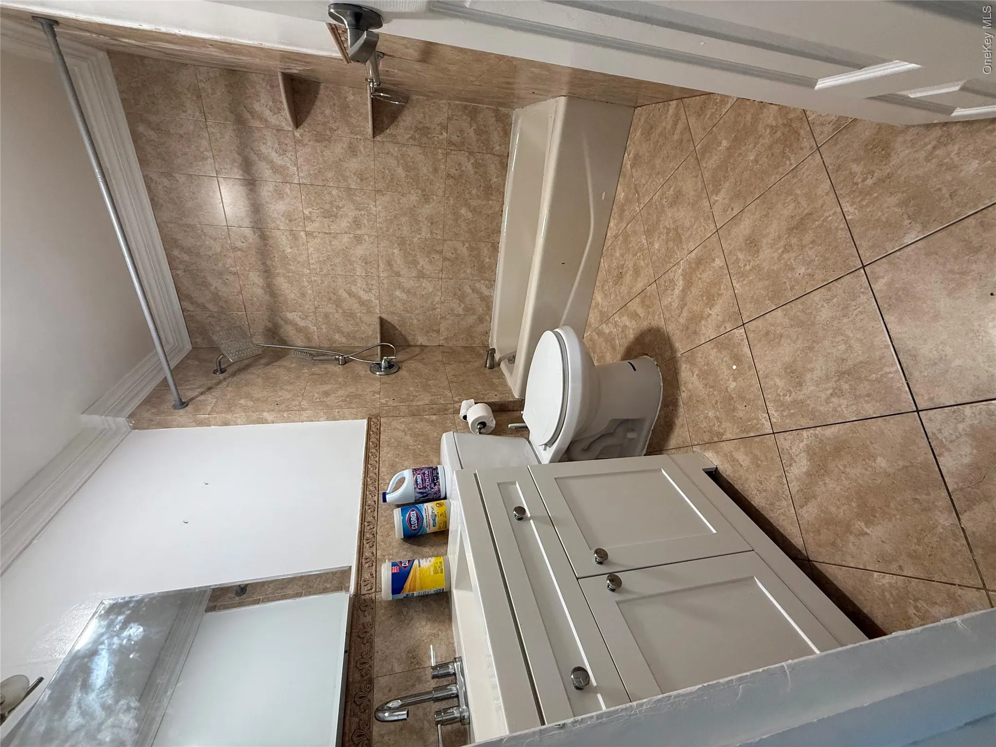 6020 60th Street, New York, NY, 4 Bedrooms Bedrooms, 7 Rooms Rooms,2 BathroomsBathrooms,Residential Lease,For Rent,60th,0,1030883 6020 60th Street, New York, NY, 4 Bedrooms Bedrooms, 7 Rooms Rooms,2 BathroomsBathrooms,Residential Lease,For Rent,60th,0,1030883