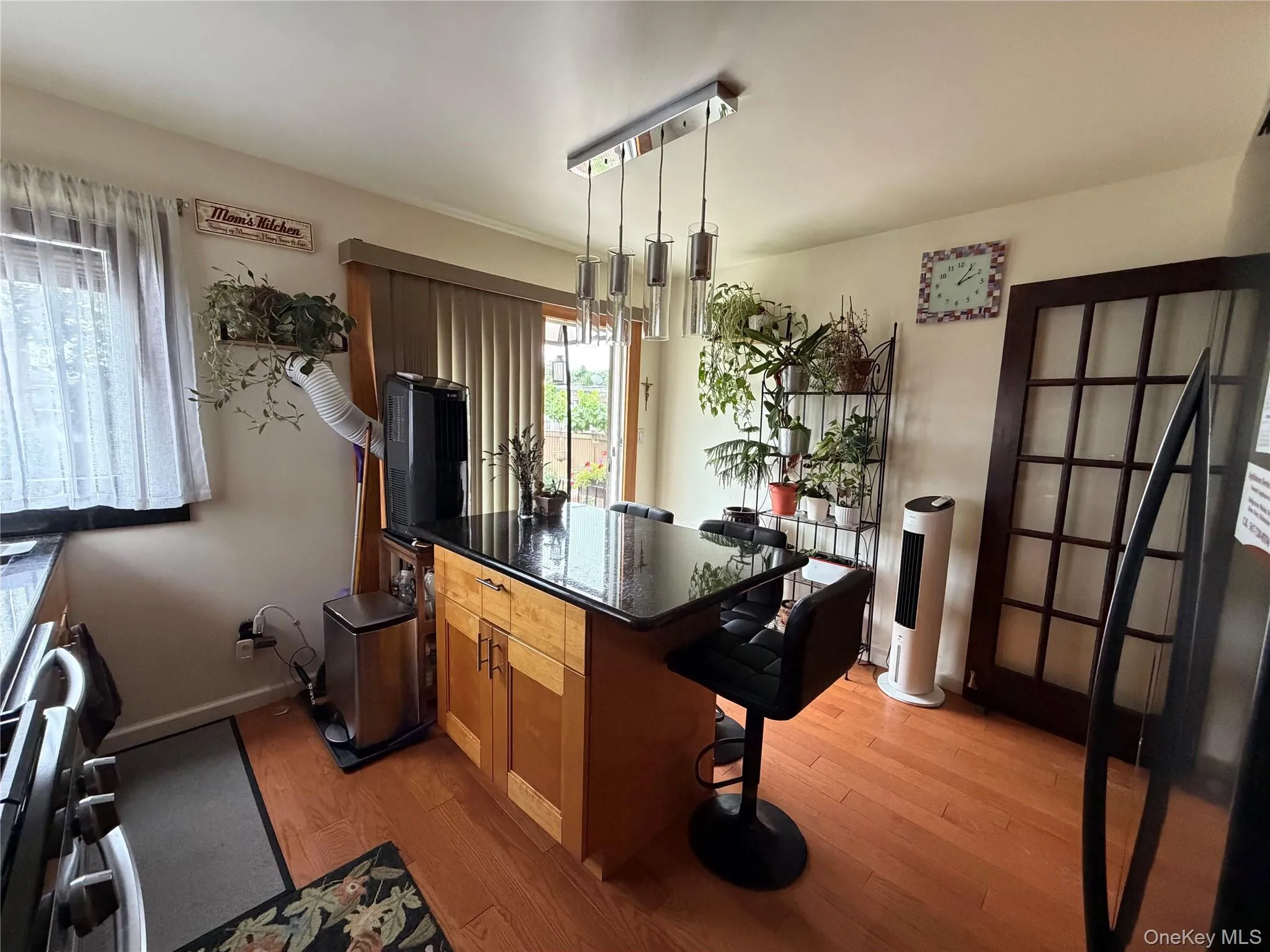 7314 69th Avenue, New York, NY, 2 Bedrooms Bedrooms, 7 Rooms Rooms,1 BathroomBathrooms,Residential,For Rent,69th,0,1030884 7314 69th Avenue, New York, NY, 2 Bedrooms Bedrooms, 7 Rooms Rooms,1 BathroomBathrooms,Residential,For Rent,69th,0,1030884