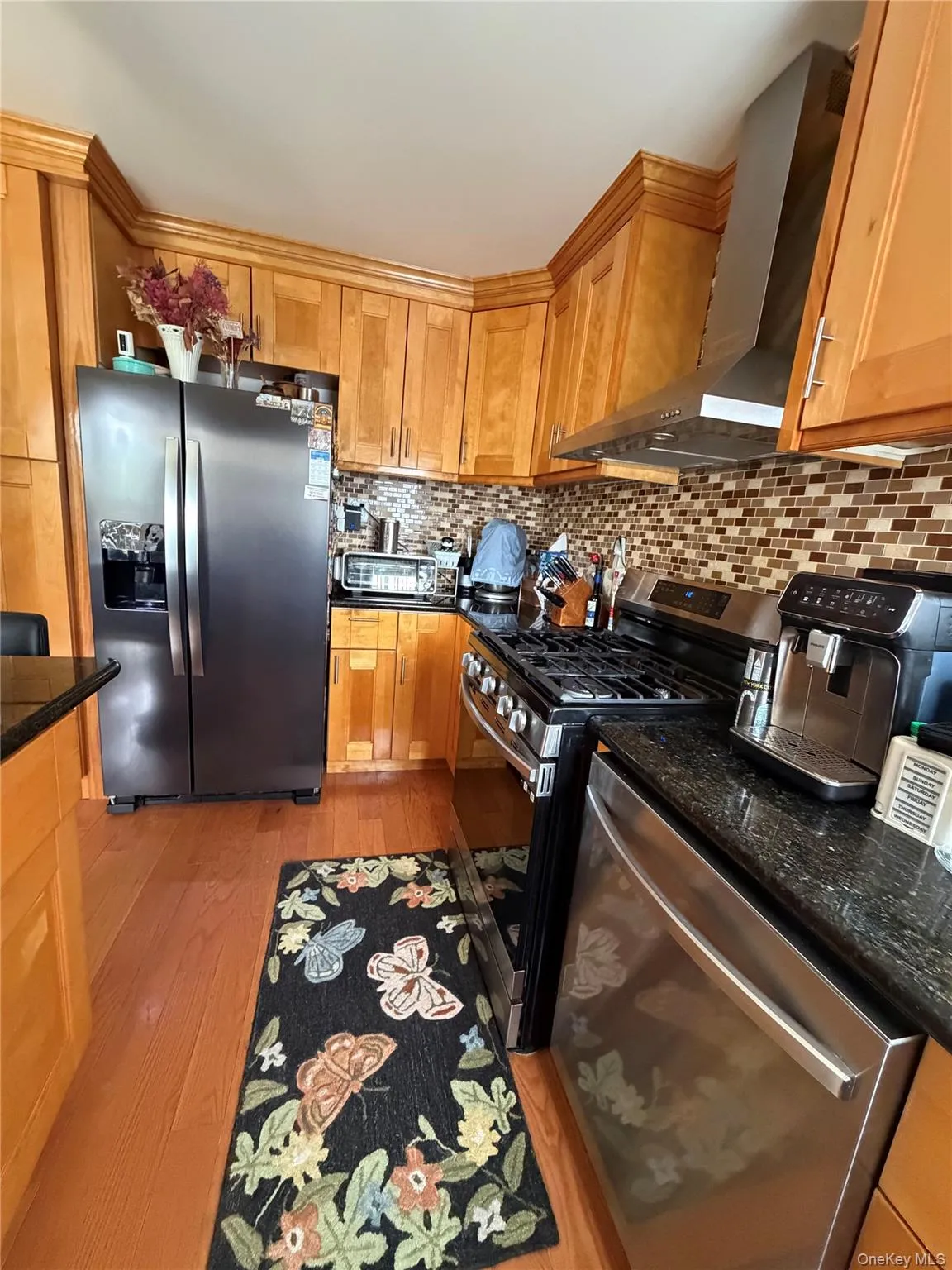 7314 69th Avenue, New York, NY, 2 Bedrooms Bedrooms, 7 Rooms Rooms,1 BathroomBathrooms,Residential,For Rent,69th,0,1030884 7314 69th Avenue, New York, NY, 2 Bedrooms Bedrooms, 7 Rooms Rooms,1 BathroomBathrooms,Residential,For Rent,69th,0,1030884