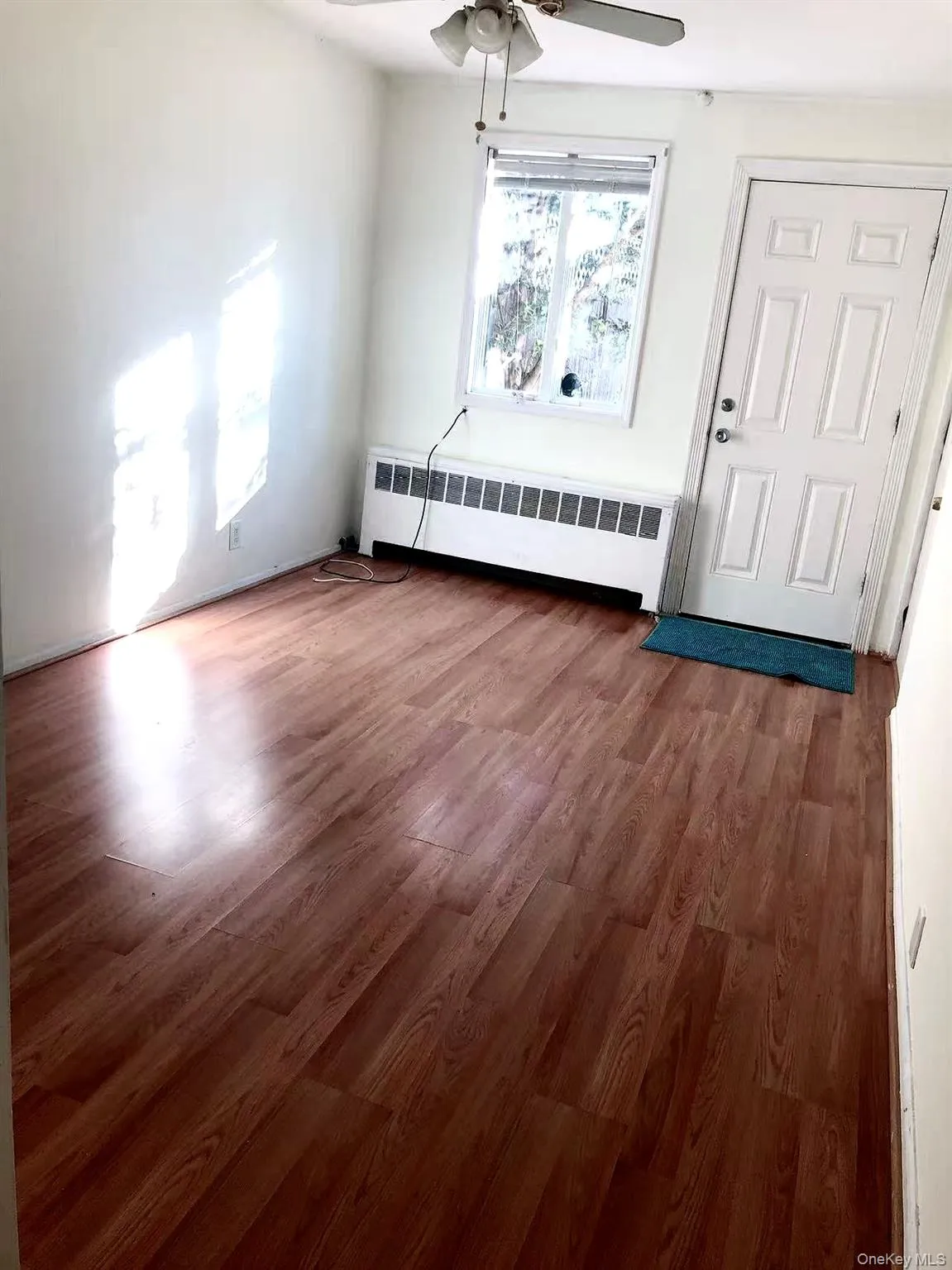 6927 169th Street, New York, NY, 3 Bedrooms Bedrooms, 8 Rooms Rooms,2 BathroomsBathrooms,Residential,For Rent,169th,0,1030886 6927 169th Street, New York, NY, 3 Bedrooms Bedrooms, 8 Rooms Rooms,2 BathroomsBathrooms,Residential,For Rent,169th,0,1030886