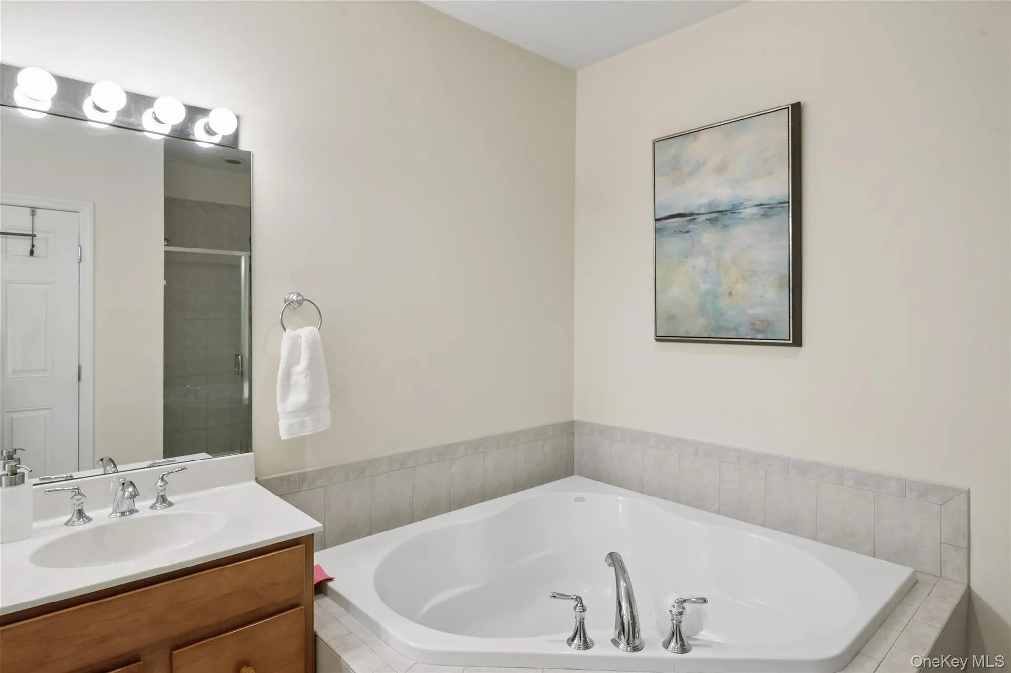 228 Sonata Court, Brookhaven, NY, 2 Bedrooms Bedrooms, 6 Rooms Rooms,2 BathroomsBathrooms,Residential,For Rent,Sonata,0,1030887 228 Sonata Court, Brookhaven, NY, 2 Bedrooms Bedrooms, 6 Rooms Rooms,2 BathroomsBathrooms,Residential,For Rent,Sonata,0,1030887