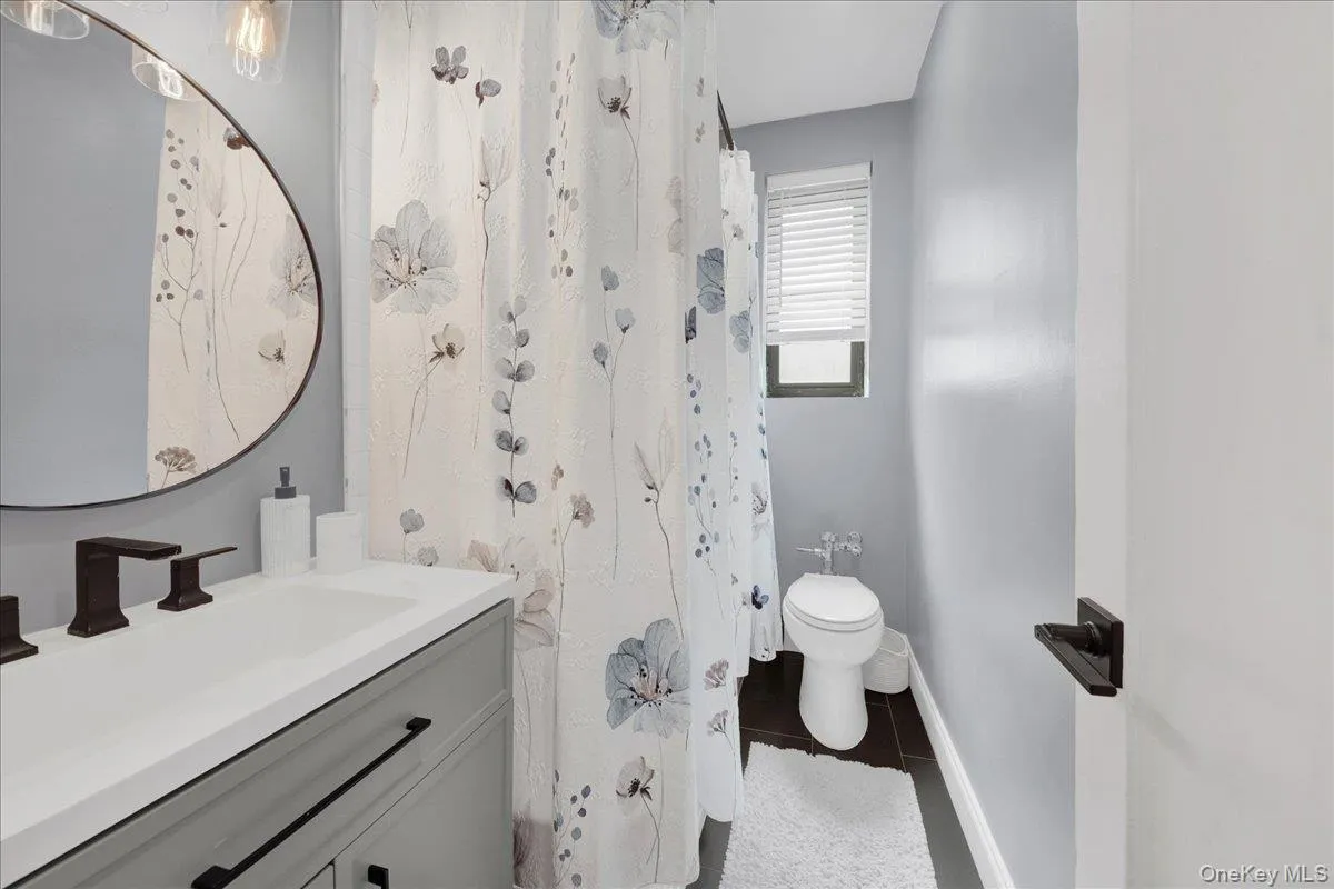 210 Martine Avenue, White Plains, NY, 1 Bedroom Bedrooms, 4 Rooms Rooms,1 BathroomBathrooms,Residential,For Rent,Martine,0,1030889 210 Martine Avenue, White Plains, NY, 1 Bedroom Bedrooms, 4 Rooms Rooms,1 BathroomBathrooms,Residential,For Rent,Martine,0,1030889