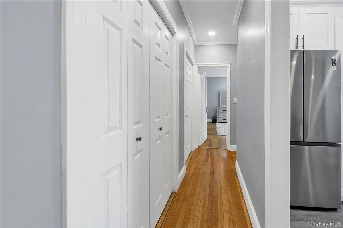 210 Martine Avenue, White Plains, NY, 1 Bedroom Bedrooms, 4 Rooms Rooms,1 BathroomBathrooms,Residential,For Rent,Martine,0,1030889 210 Martine Avenue, White Plains, NY, 1 Bedroom Bedrooms, 4 Rooms Rooms,1 BathroomBathrooms,Residential,For Rent,Martine,0,1030889
