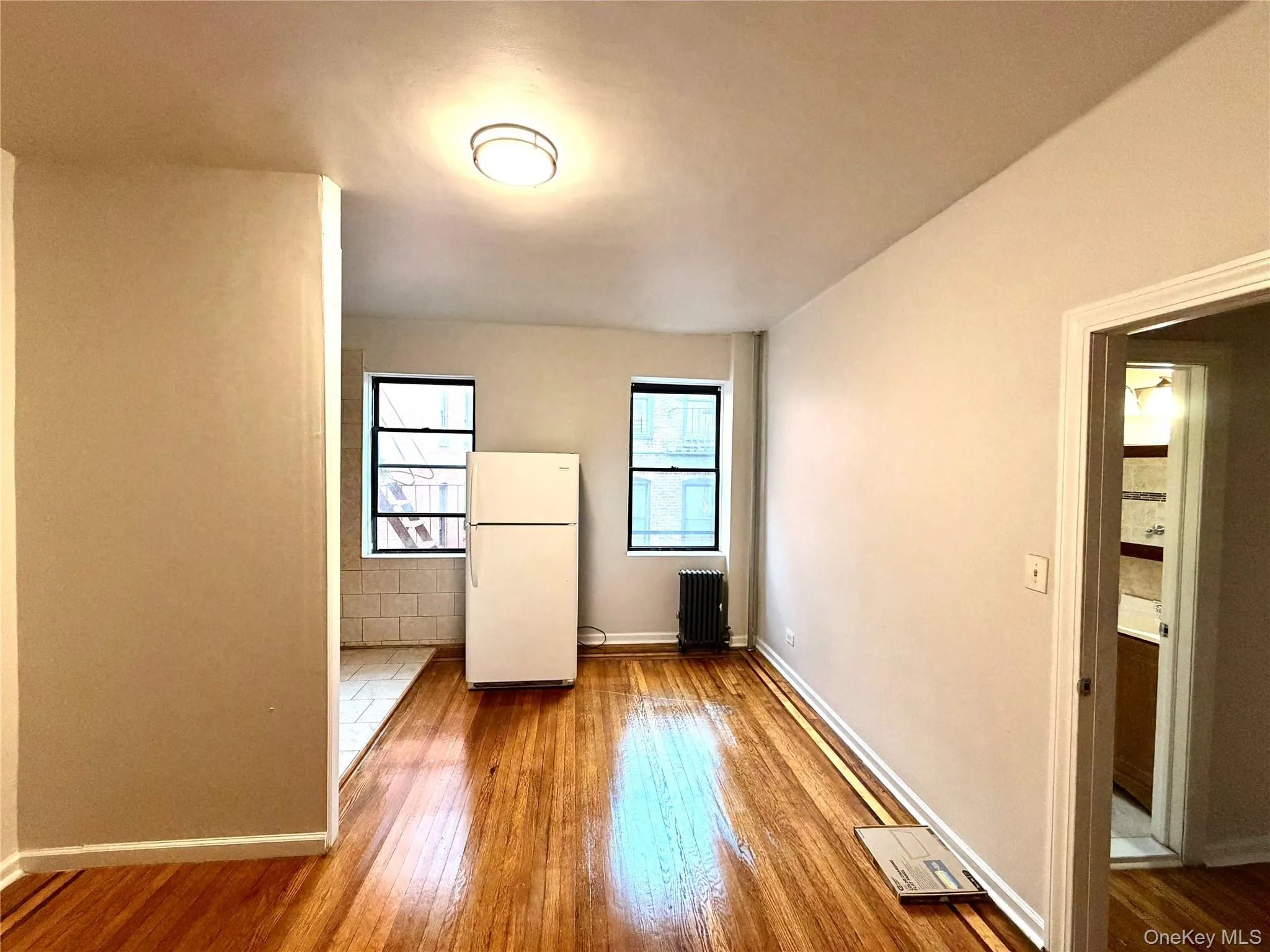 70-35 Broadway, New York, NY, 1 Bedroom Bedrooms, 3 Rooms Rooms,1 BathroomBathrooms,Residential,For Rent,Broadway,0,1030890 70-35 Broadway, New York, NY, 1 Bedroom Bedrooms, 3 Rooms Rooms,1 BathroomBathrooms,Residential,For Rent,Broadway,0,1030890