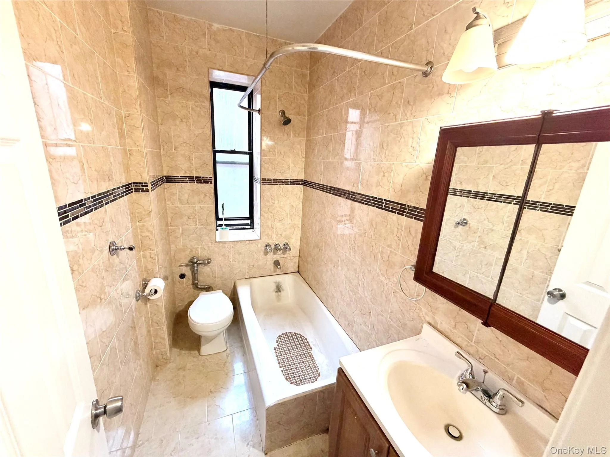 70-35 Broadway, New York, NY, 1 Bedroom Bedrooms, 3 Rooms Rooms,1 BathroomBathrooms,Residential,For Rent,Broadway,0,1030890 70-35 Broadway, New York, NY, 1 Bedroom Bedrooms, 3 Rooms Rooms,1 BathroomBathrooms,Residential,For Rent,Broadway,0,1030890