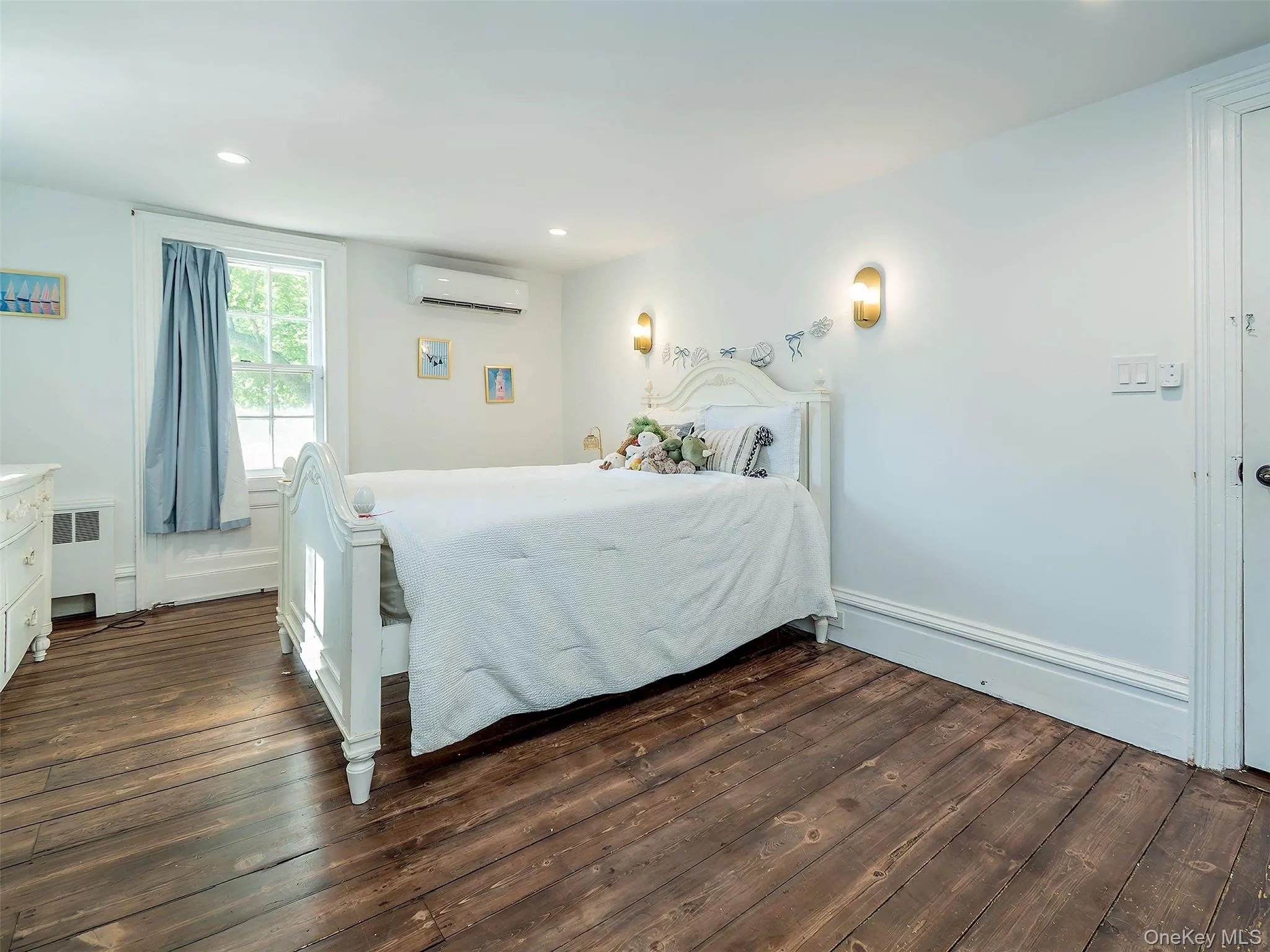 150 Main Street, North Hempstead, NY, 3 Bedrooms Bedrooms, 8 Rooms Rooms,2 BathroomsBathrooms,Residential,For Rent,Main,0,1030892 150 Main Street, North Hempstead, NY, 3 Bedrooms Bedrooms, 8 Rooms Rooms,2 BathroomsBathrooms,Residential,For Rent,Main,0,1030892