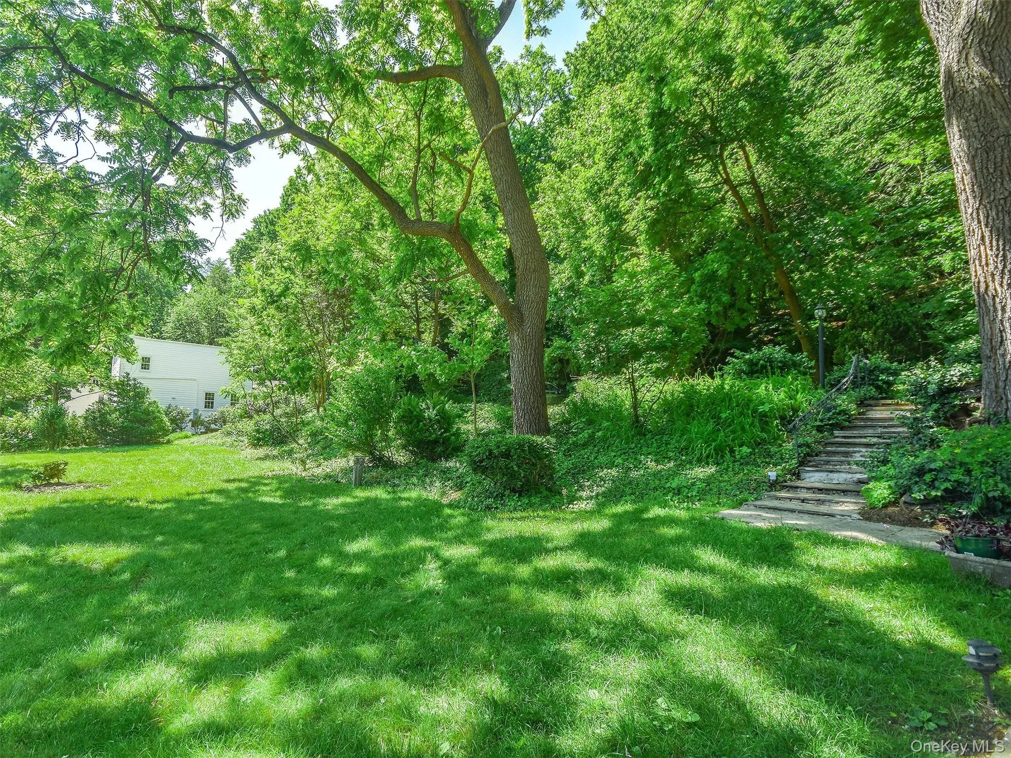 150 Main Street, North Hempstead, NY, 3 Bedrooms Bedrooms, 8 Rooms Rooms,2 BathroomsBathrooms,Residential,For Rent,Main,0,1030892 150 Main Street, North Hempstead, NY, 3 Bedrooms Bedrooms, 8 Rooms Rooms,2 BathroomsBathrooms,Residential,For Rent,Main,0,1030892