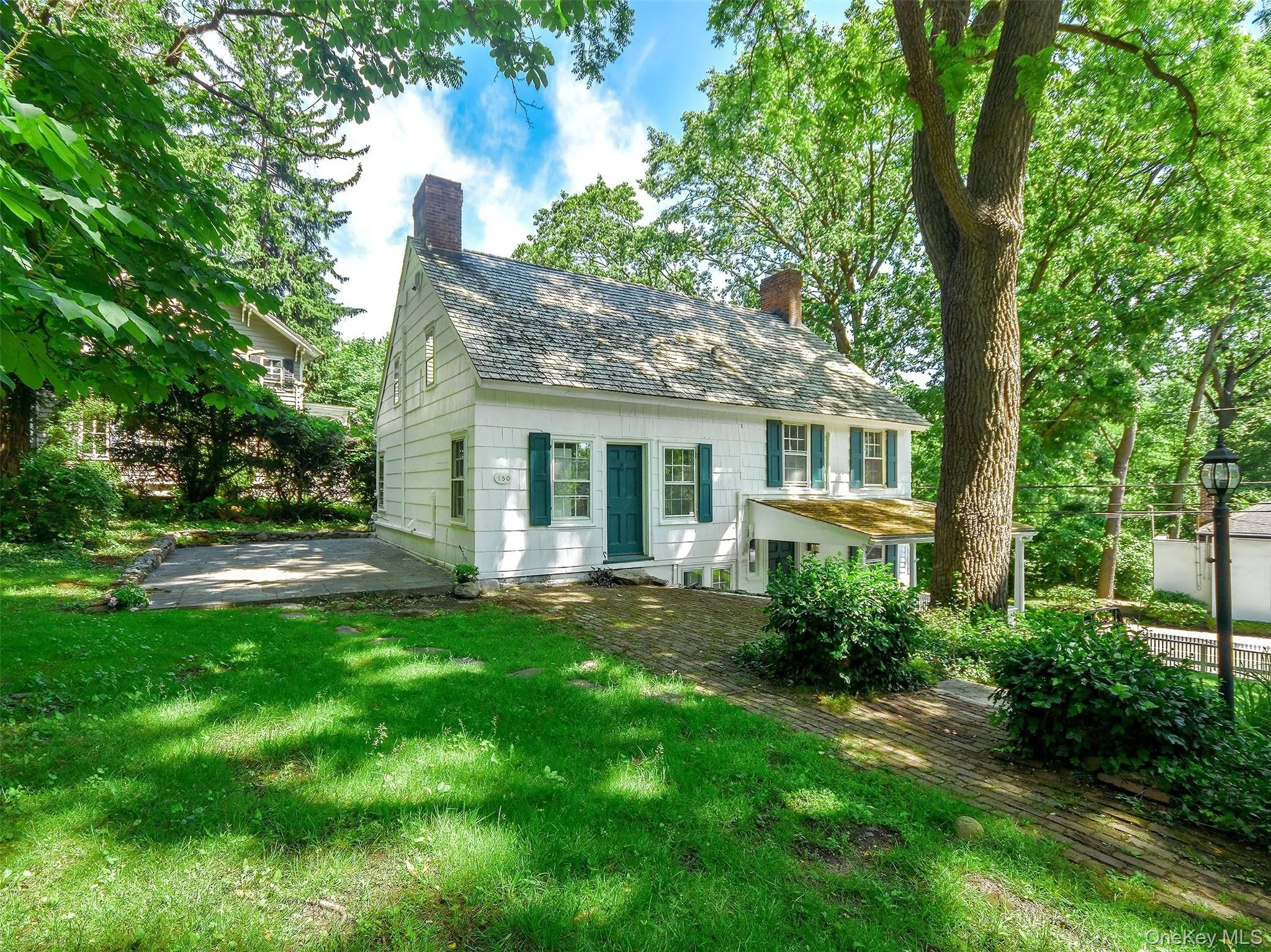 150 Main Street, North Hempstead, NY, 3 Bedrooms Bedrooms, 8 Rooms Rooms,2 BathroomsBathrooms,Residential,For Rent,Main,0,1030892 150 Main Street, North Hempstead, NY, 3 Bedrooms Bedrooms, 8 Rooms Rooms,2 BathroomsBathrooms,Residential,For Rent,Main,0,1030892