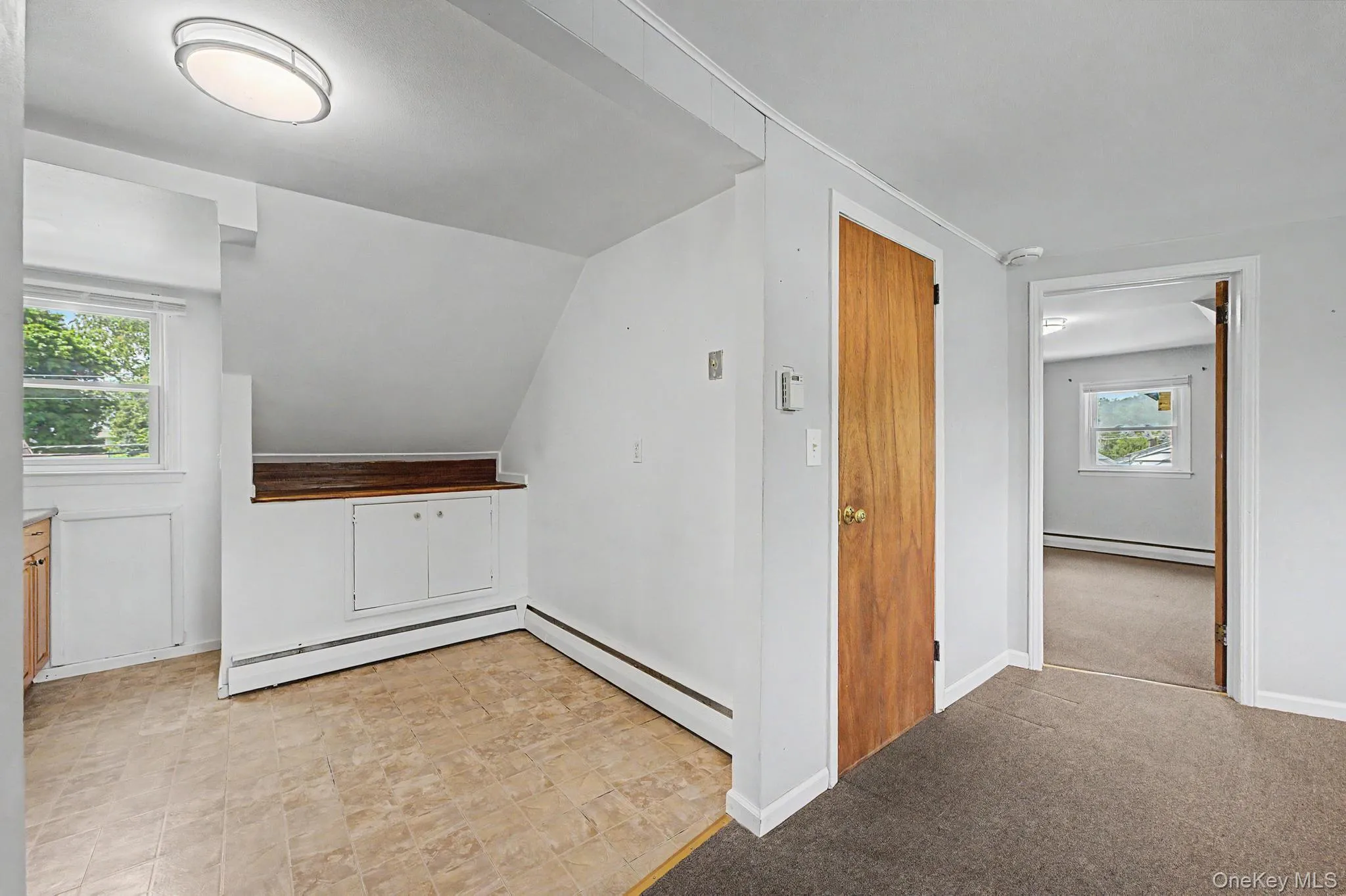 18 Heath Lane, Huntington, NY, 1 Bedroom Bedrooms, 3 Rooms Rooms,1 BathroomBathrooms,Residential Lease,For Rent,Heath,0,1030893 18 Heath Lane, Huntington, NY, 1 Bedroom Bedrooms, 3 Rooms Rooms,1 BathroomBathrooms,Residential Lease,For Rent,Heath,0,1030893