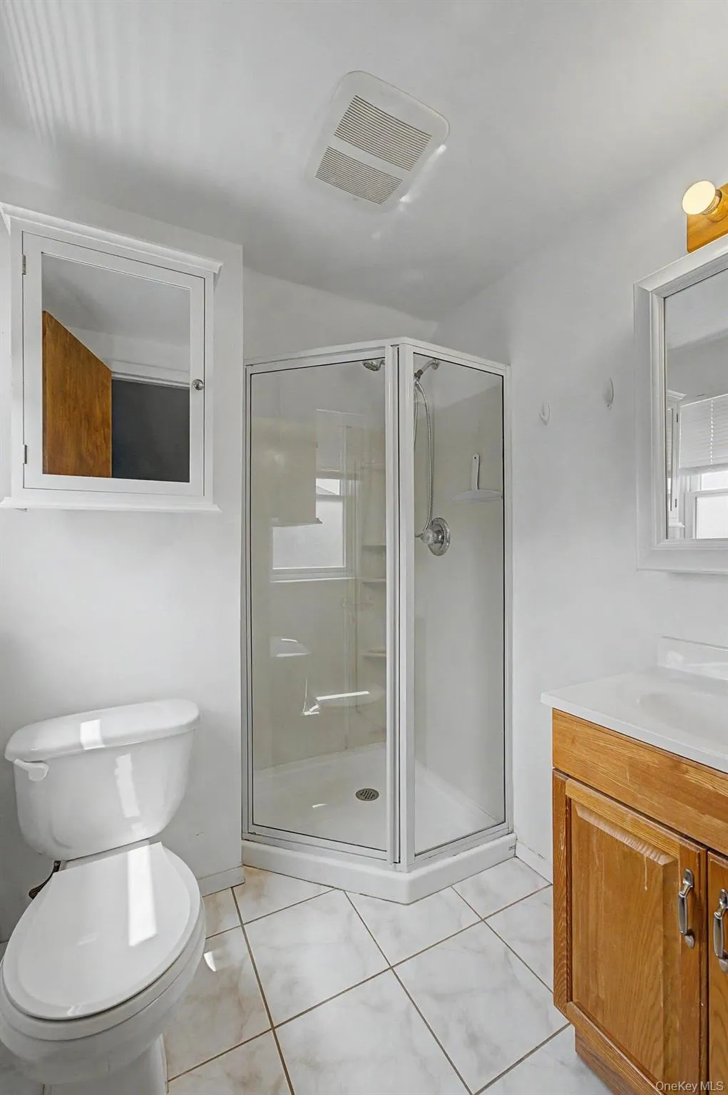 18 Heath Lane, Huntington, NY, 1 Bedroom Bedrooms, 3 Rooms Rooms,1 BathroomBathrooms,Residential Lease,For Rent,Heath,0,1030893 18 Heath Lane, Huntington, NY, 1 Bedroom Bedrooms, 3 Rooms Rooms,1 BathroomBathrooms,Residential Lease,For Rent,Heath,0,1030893