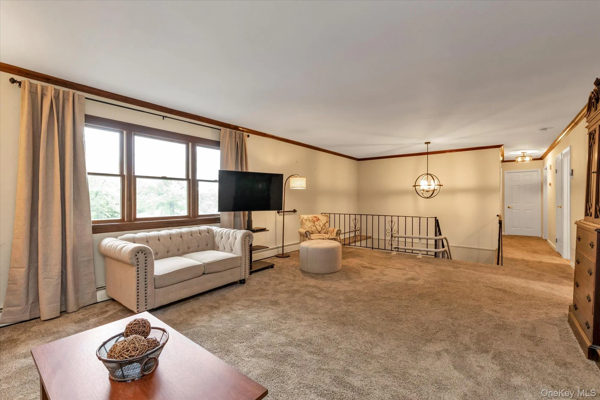 18 Kathy Court, Huntington, NY, 4 Bedrooms Bedrooms, 9 Rooms Rooms,3 BathroomsBathrooms,Residential,For Rent,Kathy,0,1030902 18 Kathy Court, Huntington, NY, 4 Bedrooms Bedrooms, 9 Rooms Rooms,3 BathroomsBathrooms,Residential,For Rent,Kathy,0,1030902