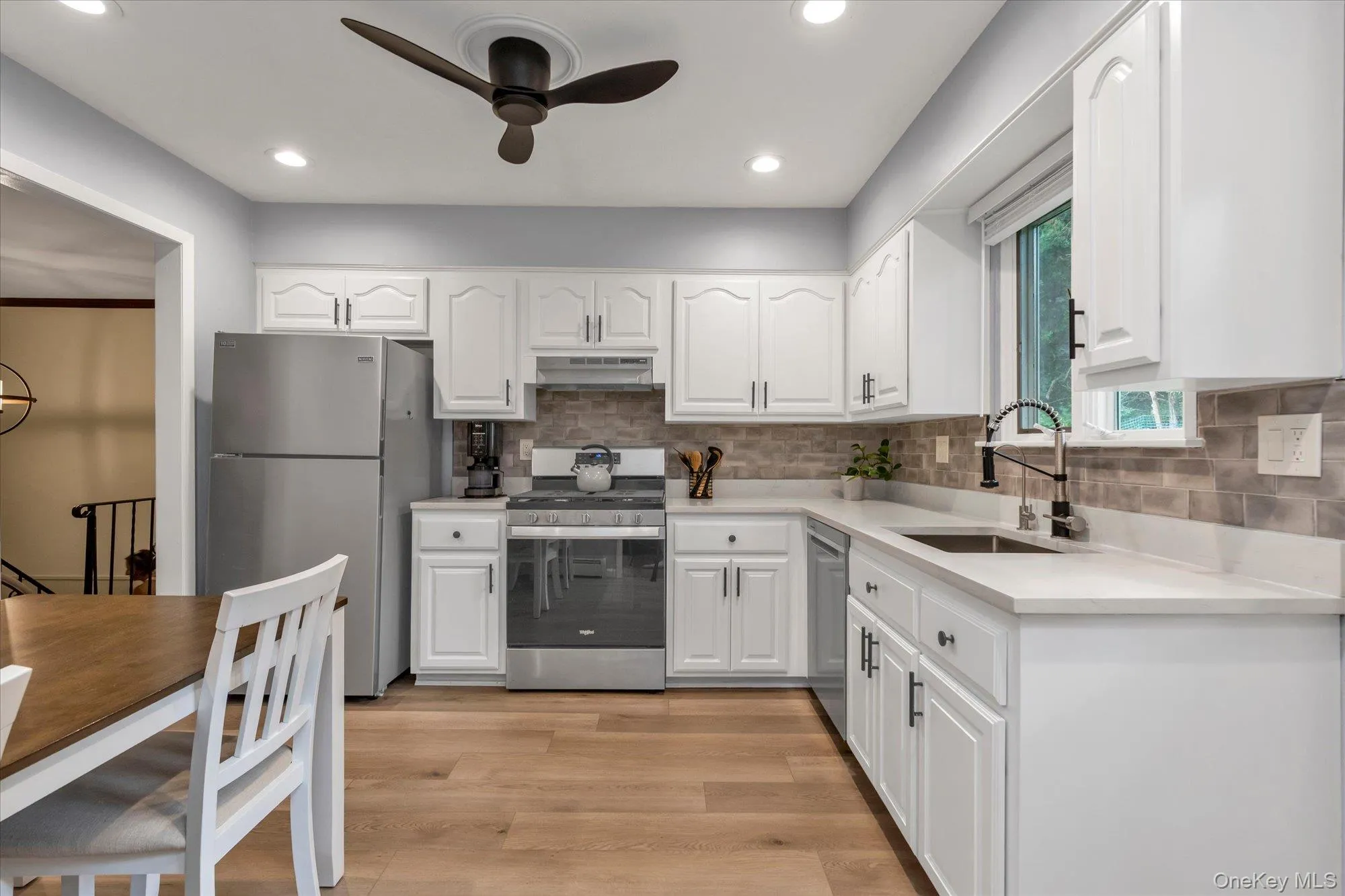 18 Kathy Court, Huntington, NY, 4 Bedrooms Bedrooms, 9 Rooms Rooms,3 BathroomsBathrooms,Residential,For Rent,Kathy,0,1030902 18 Kathy Court, Huntington, NY, 4 Bedrooms Bedrooms, 9 Rooms Rooms,3 BathroomsBathrooms,Residential,For Rent,Kathy,0,1030902