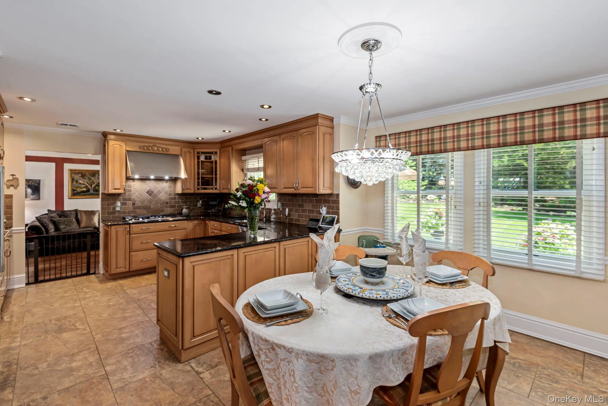 Breakfast Counter & Dining Area of Kitchen have Garden Views, Radiant Heated Floors Breakfast Counter & Dining Area of Kitchen have Garden Views, Radiant Heated Floors