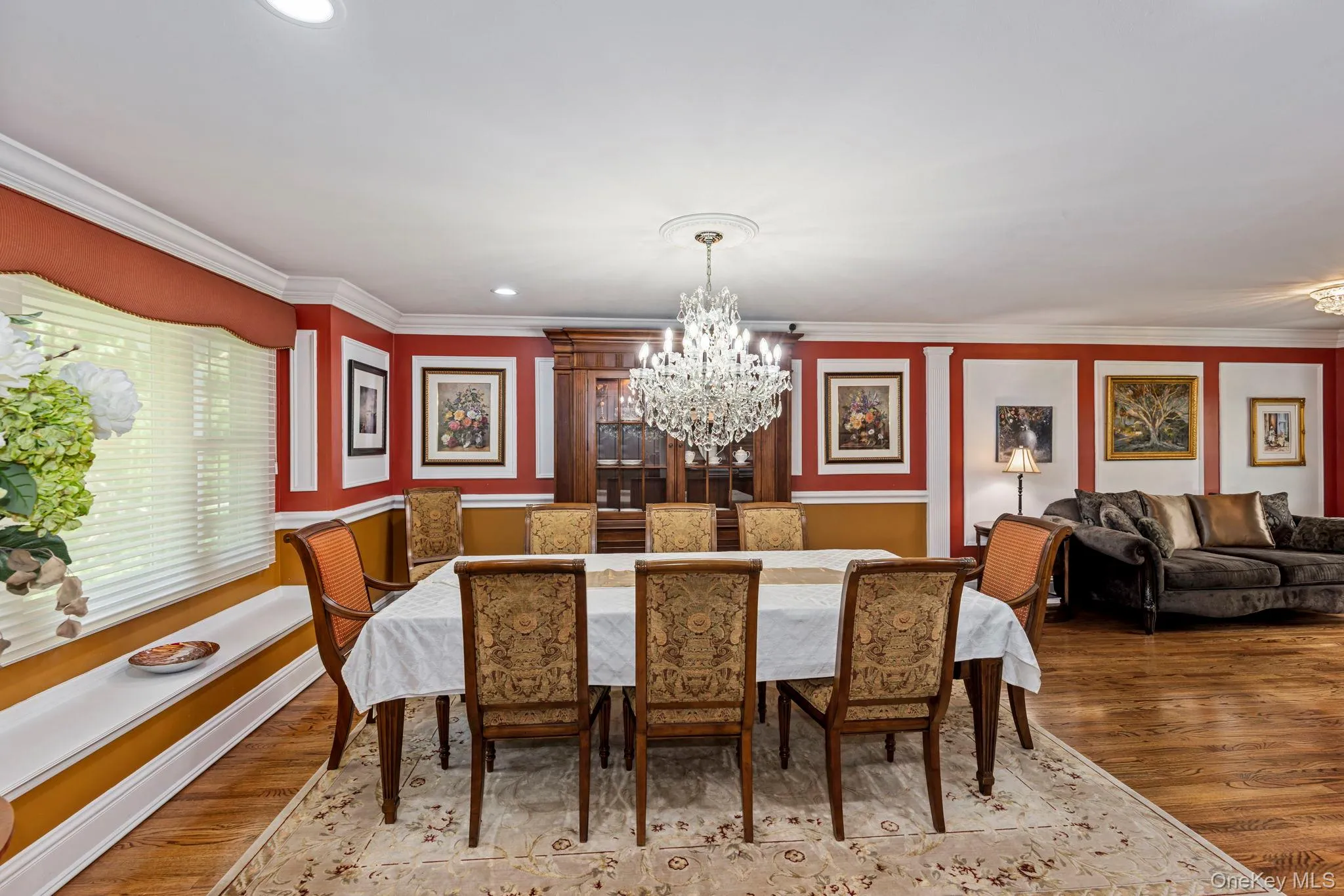 Formal Dining Room w/ Custom Window Seat & Front Garden Views Formal Dining Room w/ Custom Window Seat & Front Garden Views