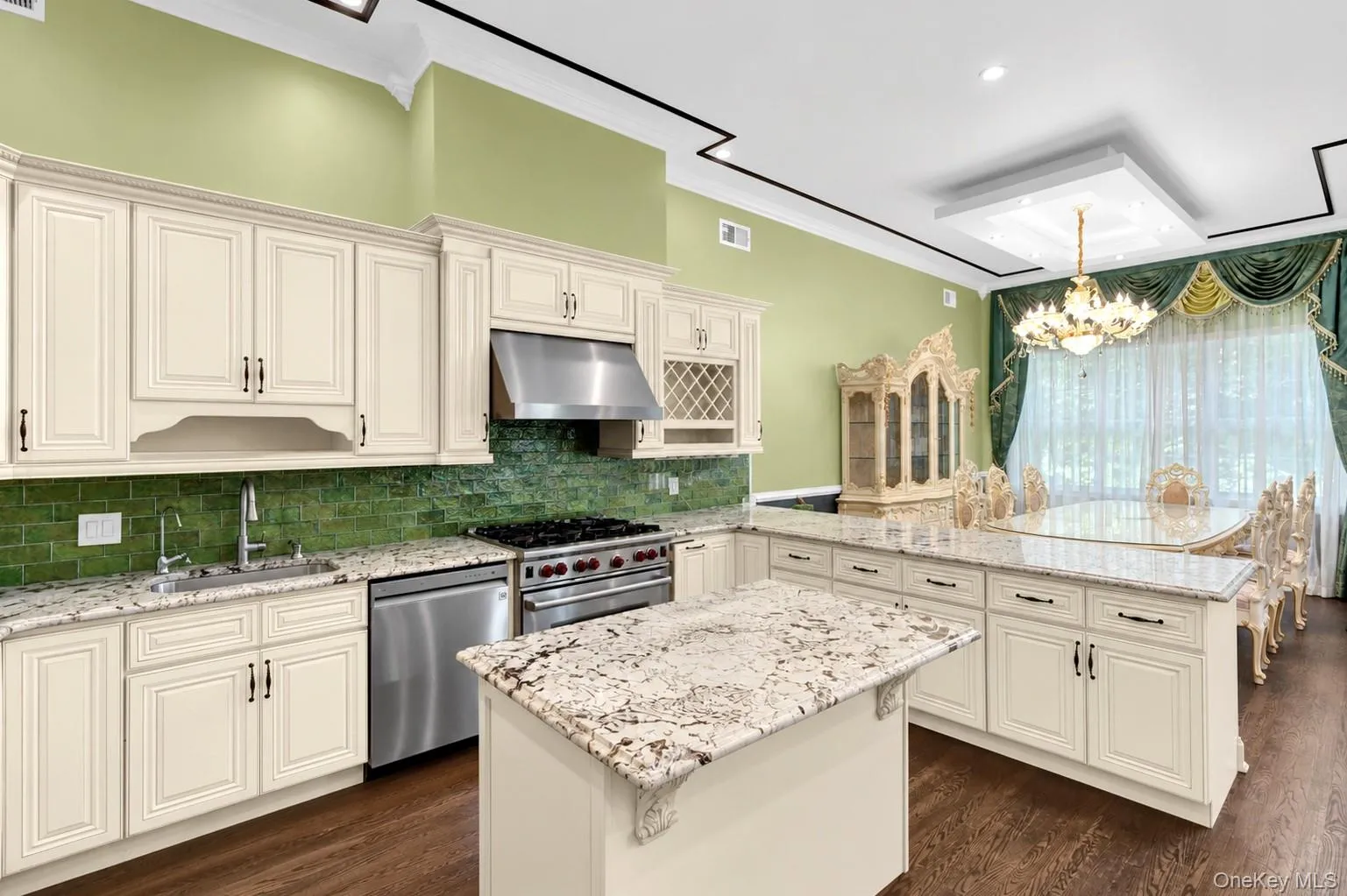 9 Hathaway Lane, North Hempstead, NY, 4 Bedrooms Bedrooms, 10 Rooms Rooms,3 BathroomsBathrooms,Residential,For Rent,Hathaway,0,1030907 9 Hathaway Lane, North Hempstead, NY, 4 Bedrooms Bedrooms, 10 Rooms Rooms,3 BathroomsBathrooms,Residential,For Rent,Hathaway,0,1030907