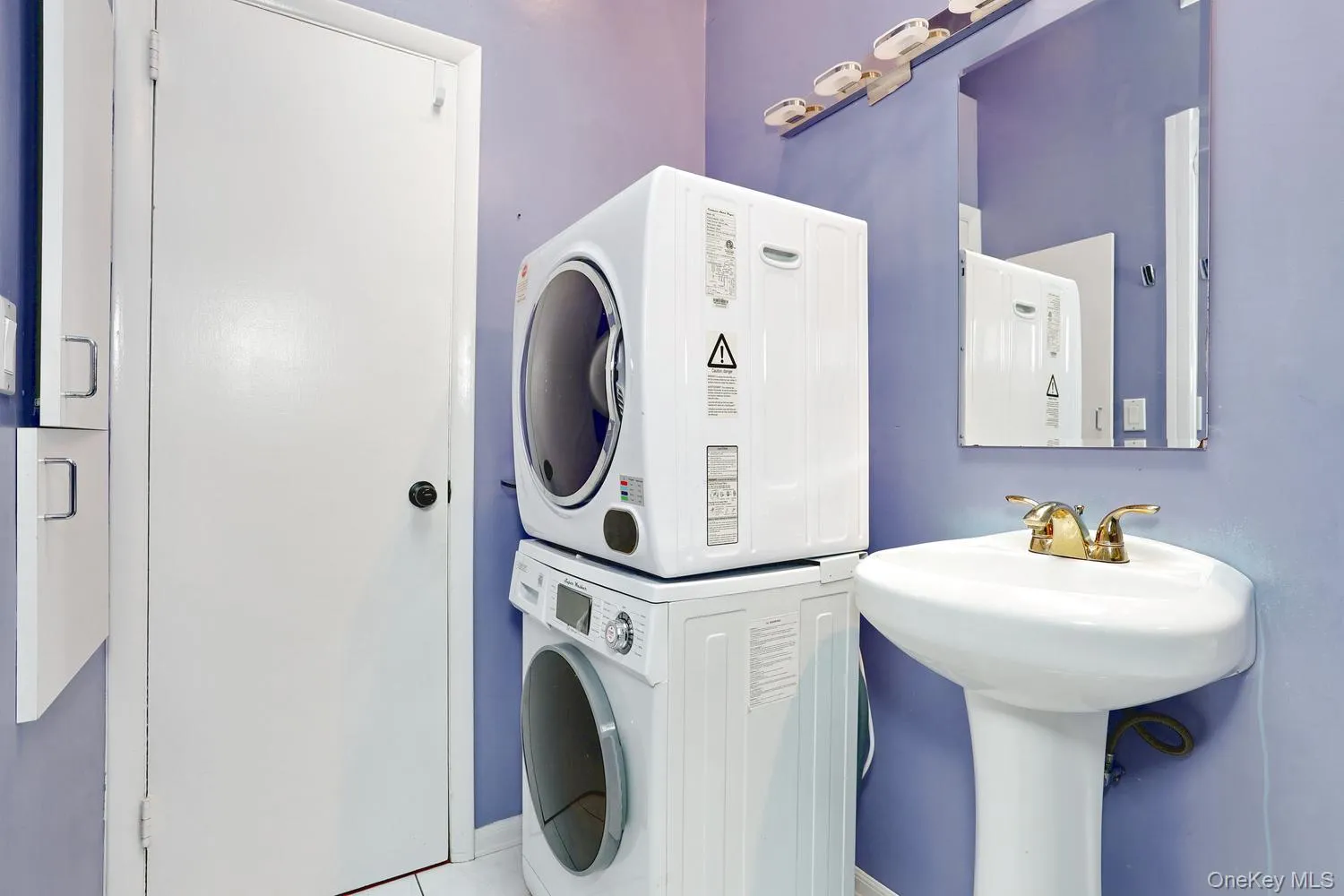 160 Pascack Road, Ramapo, NY, 3 Bedrooms Bedrooms, 6 Rooms Rooms,2 BathroomsBathrooms,Residential,For Rent,Pascack,0,1030909 160 Pascack Road, Ramapo, NY, 3 Bedrooms Bedrooms, 6 Rooms Rooms,2 BathroomsBathrooms,Residential,For Rent,Pascack,0,1030909