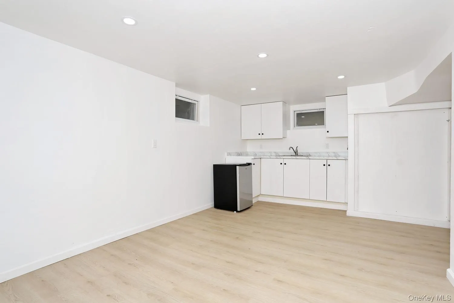 160 Pascack Road, Ramapo, NY, 3 Bedrooms Bedrooms, 6 Rooms Rooms,2 BathroomsBathrooms,Residential,For Rent,Pascack,0,1030909 160 Pascack Road, Ramapo, NY, 3 Bedrooms Bedrooms, 6 Rooms Rooms,2 BathroomsBathrooms,Residential,For Rent,Pascack,0,1030909