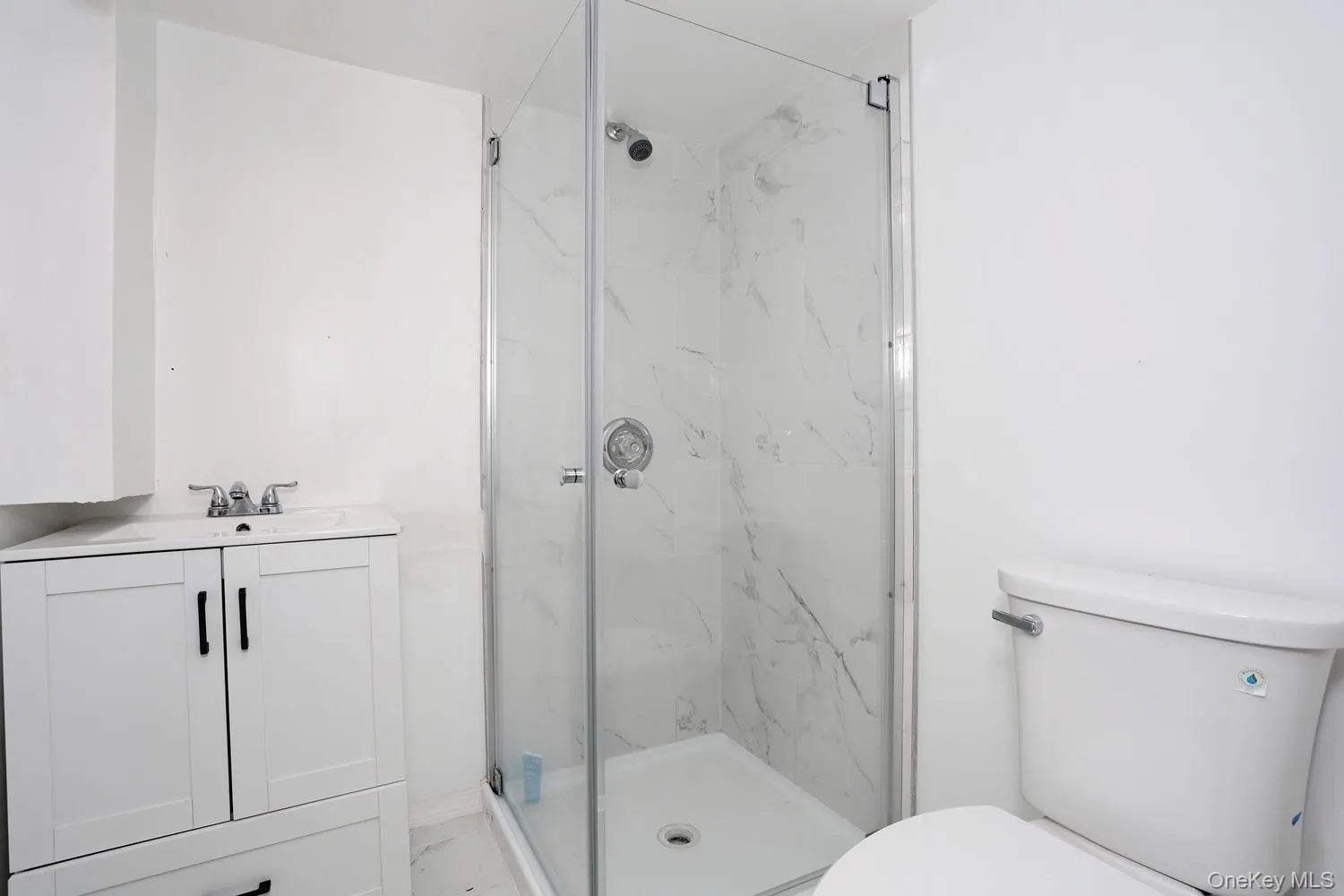 160 Pascack Road, Ramapo, NY, 3 Bedrooms Bedrooms, 6 Rooms Rooms,2 BathroomsBathrooms,Residential,For Rent,Pascack,0,1030909 160 Pascack Road, Ramapo, NY, 3 Bedrooms Bedrooms, 6 Rooms Rooms,2 BathroomsBathrooms,Residential,For Rent,Pascack,0,1030909