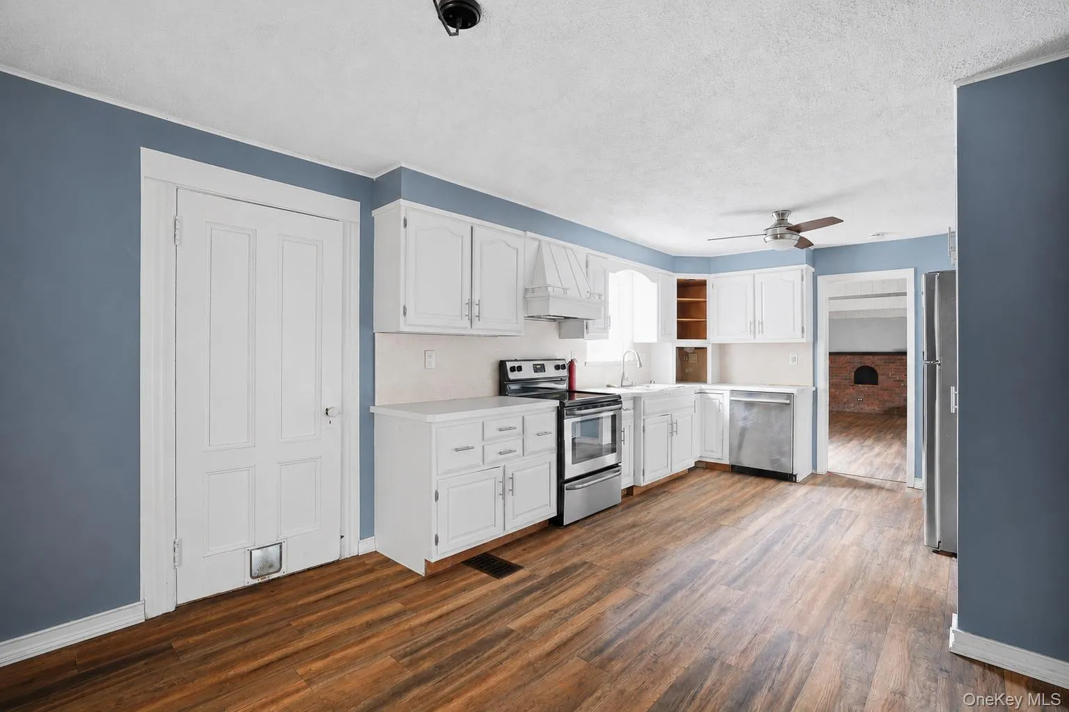 23 Kent Avenue, Poughkeepsie (town), NY, 3 Bedrooms Bedrooms, 10 Rooms Rooms,2 BathroomsBathrooms,Residential,For Rent,Kent,0,1030910 23 Kent Avenue, Poughkeepsie (town), NY, 3 Bedrooms Bedrooms, 10 Rooms Rooms,2 BathroomsBathrooms,Residential,For Rent,Kent,0,1030910