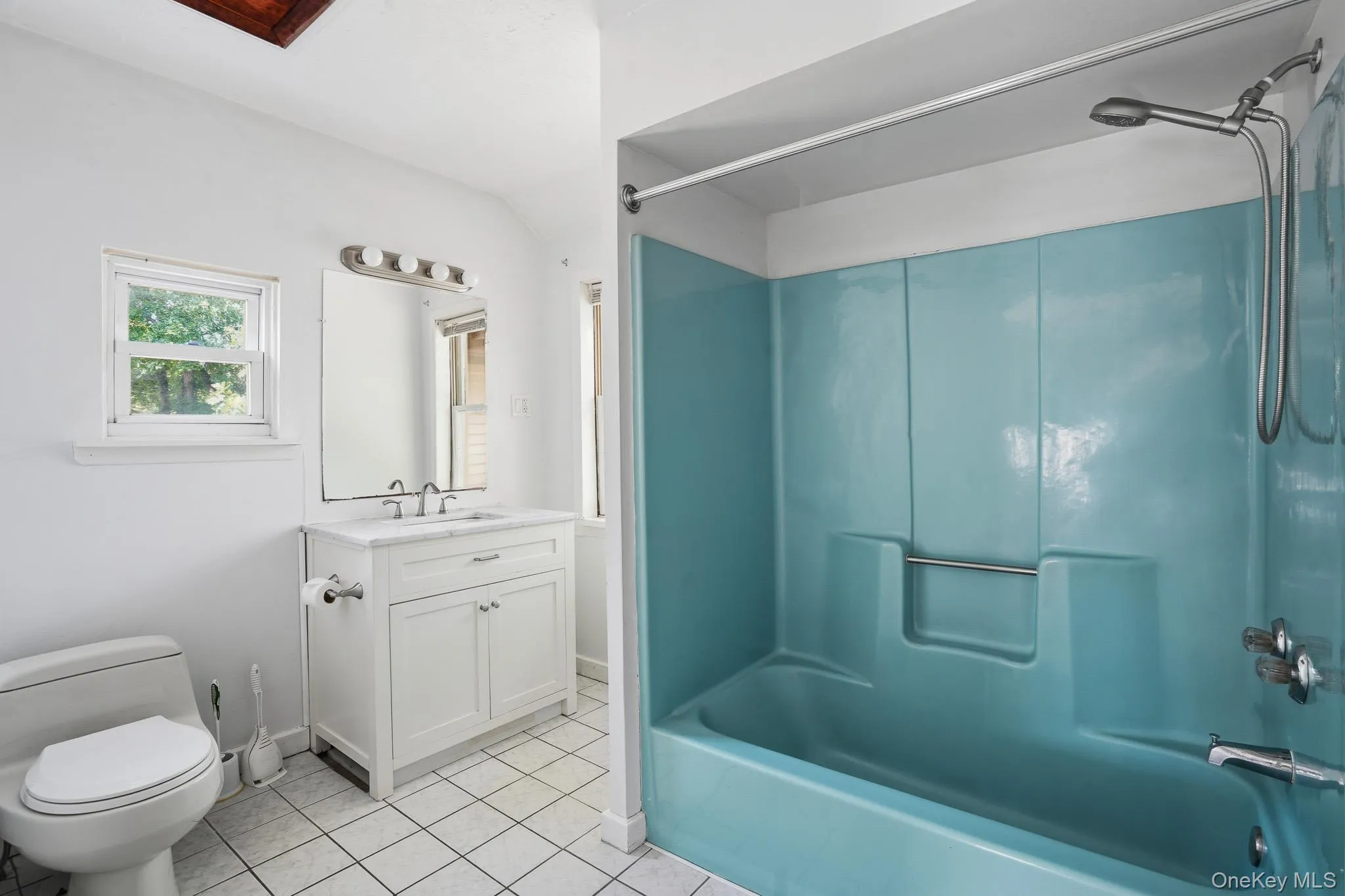 23 Kent Avenue, Poughkeepsie (town), NY, 3 Bedrooms Bedrooms, 10 Rooms Rooms,2 BathroomsBathrooms,Residential,For Rent,Kent,0,1030910 23 Kent Avenue, Poughkeepsie (town), NY, 3 Bedrooms Bedrooms, 10 Rooms Rooms,2 BathroomsBathrooms,Residential,For Rent,Kent,0,1030910