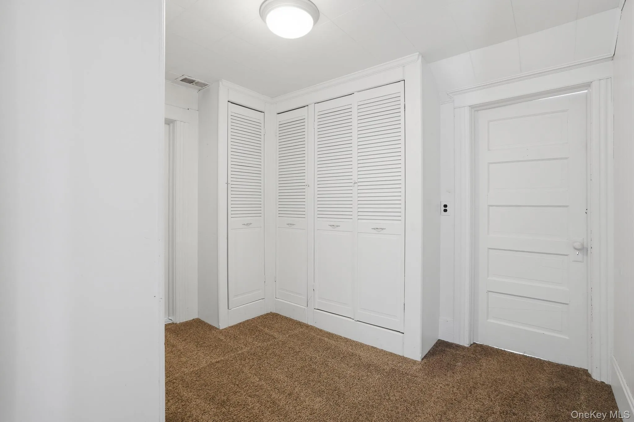23 Kent Avenue, Poughkeepsie (town), NY, 3 Bedrooms Bedrooms, 10 Rooms Rooms,2 BathroomsBathrooms,Residential,For Rent,Kent,0,1030910 23 Kent Avenue, Poughkeepsie (town), NY, 3 Bedrooms Bedrooms, 10 Rooms Rooms,2 BathroomsBathrooms,Residential,For Rent,Kent,0,1030910
