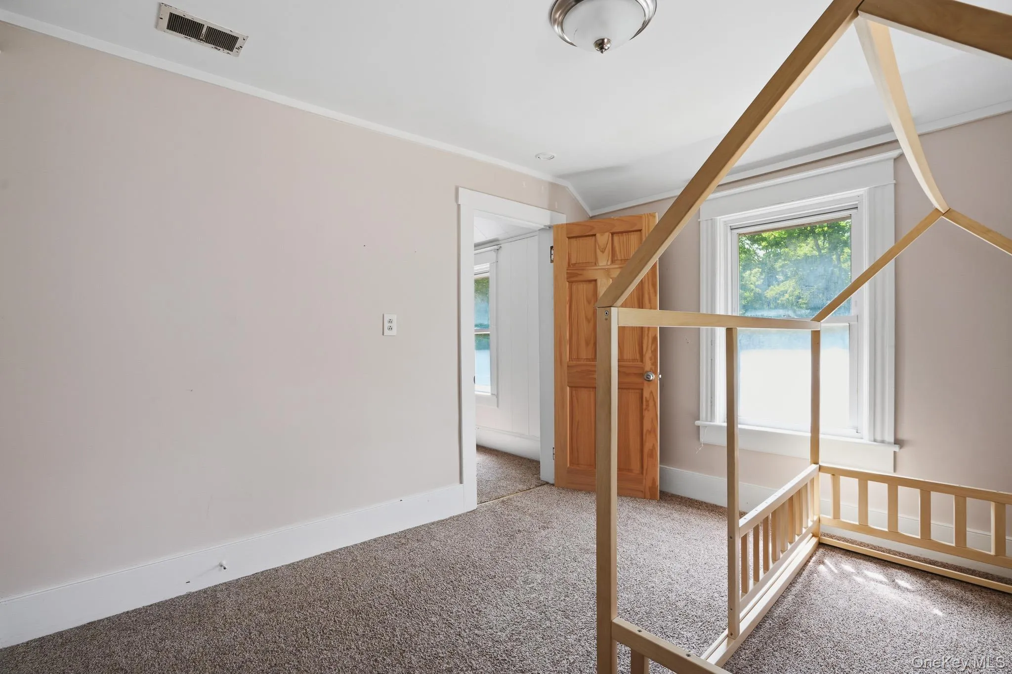 23 Kent Avenue, Poughkeepsie (town), NY, 3 Bedrooms Bedrooms, 10 Rooms Rooms,2 BathroomsBathrooms,Residential,For Rent,Kent,0,1030910 23 Kent Avenue, Poughkeepsie (town), NY, 3 Bedrooms Bedrooms, 10 Rooms Rooms,2 BathroomsBathrooms,Residential,For Rent,Kent,0,1030910