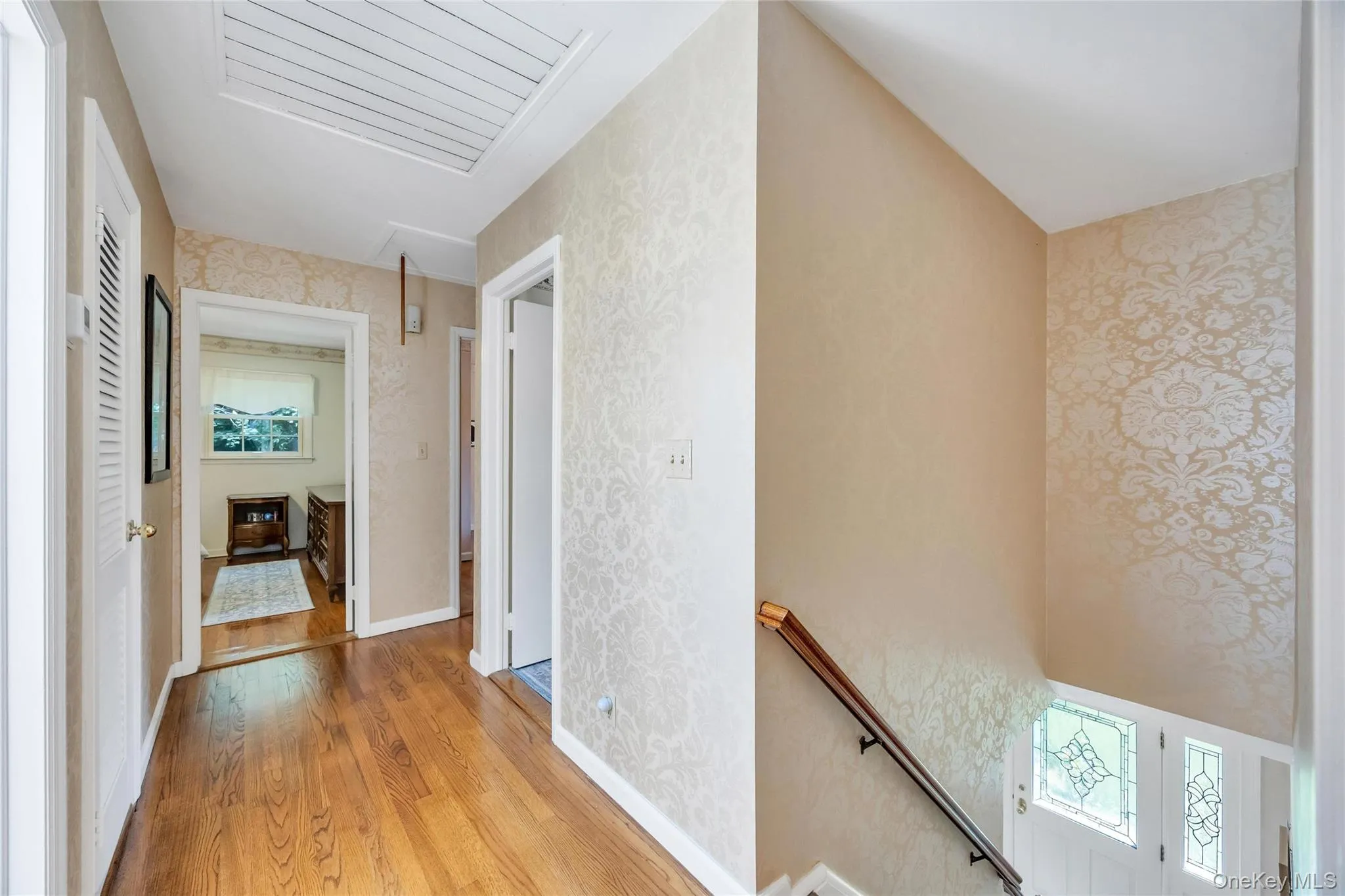 6 Crown Hill Road, Huntington, NY, 4 Bedrooms Bedrooms, 7 Rooms Rooms,2 BathroomsBathrooms,Residential,For Rent,Crown Hill,0,1030913 6 Crown Hill Road, Huntington, NY, 4 Bedrooms Bedrooms, 7 Rooms Rooms,2 BathroomsBathrooms,Residential,For Rent,Crown Hill,0,1030913