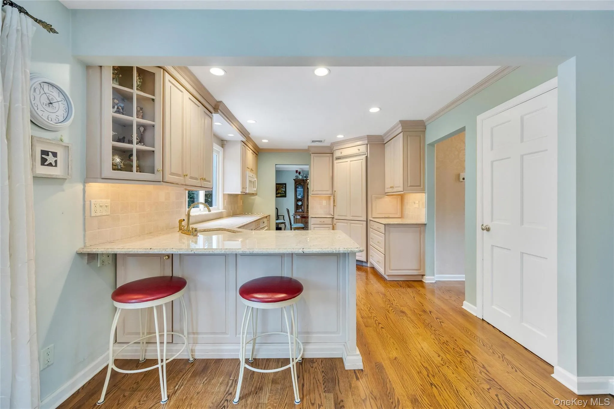 6 Crown Hill Road, Huntington, NY, 4 Bedrooms Bedrooms, 7 Rooms Rooms,2 BathroomsBathrooms,Residential,For Rent,Crown Hill,0,1030913 6 Crown Hill Road, Huntington, NY, 4 Bedrooms Bedrooms, 7 Rooms Rooms,2 BathroomsBathrooms,Residential,For Rent,Crown Hill,0,1030913