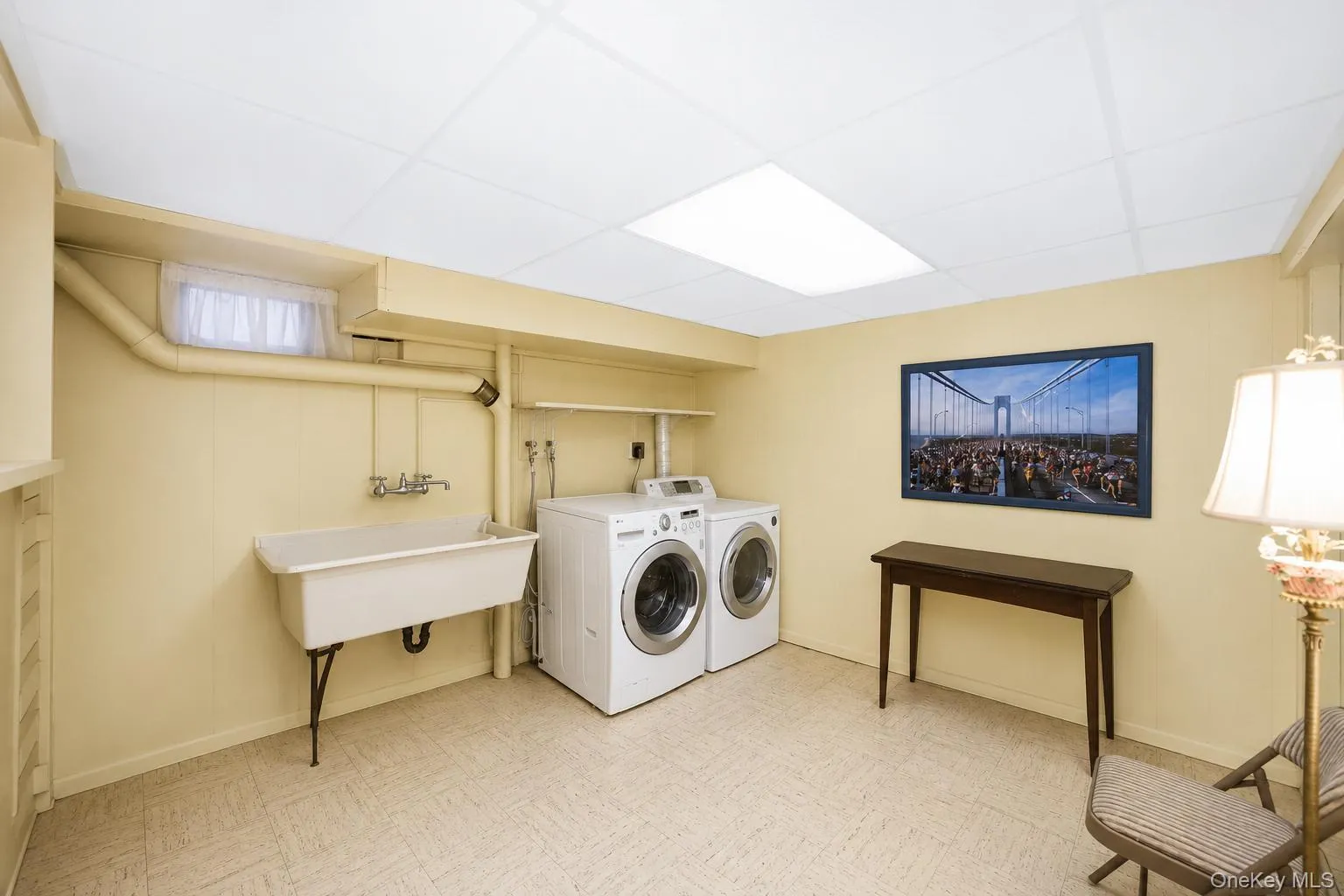 6 Crown Hill Road, Huntington, NY, 4 Bedrooms Bedrooms, 7 Rooms Rooms,2 BathroomsBathrooms,Residential,For Rent,Crown Hill,0,1030913 6 Crown Hill Road, Huntington, NY, 4 Bedrooms Bedrooms, 7 Rooms Rooms,2 BathroomsBathrooms,Residential,For Rent,Crown Hill,0,1030913