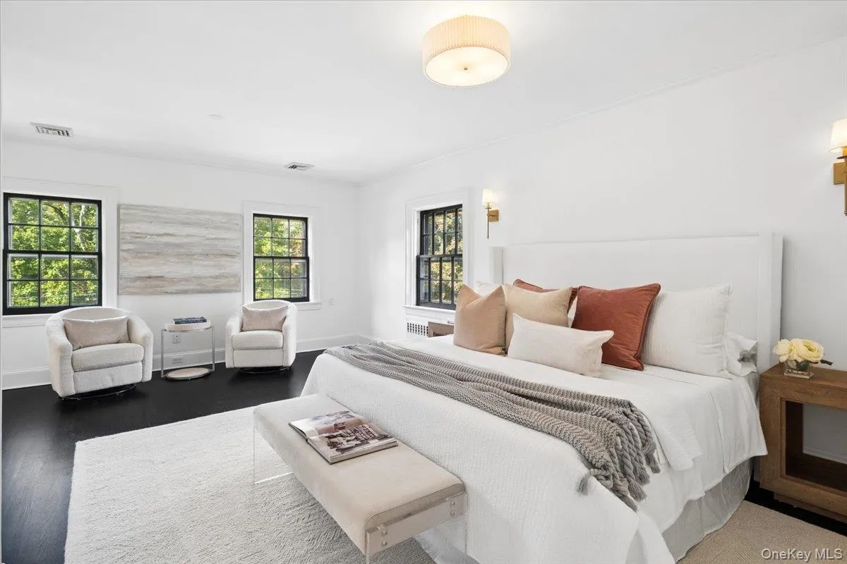 451 Beechmont Drive, New Rochelle, NY, 7 Bedrooms Bedrooms, 13 Rooms Rooms,5 BathroomsBathrooms,Residential,For Rent,Beechmont,0,1030915 451 Beechmont Drive, New Rochelle, NY, 7 Bedrooms Bedrooms, 13 Rooms Rooms,5 BathroomsBathrooms,Residential,For Rent,Beechmont,0,1030915