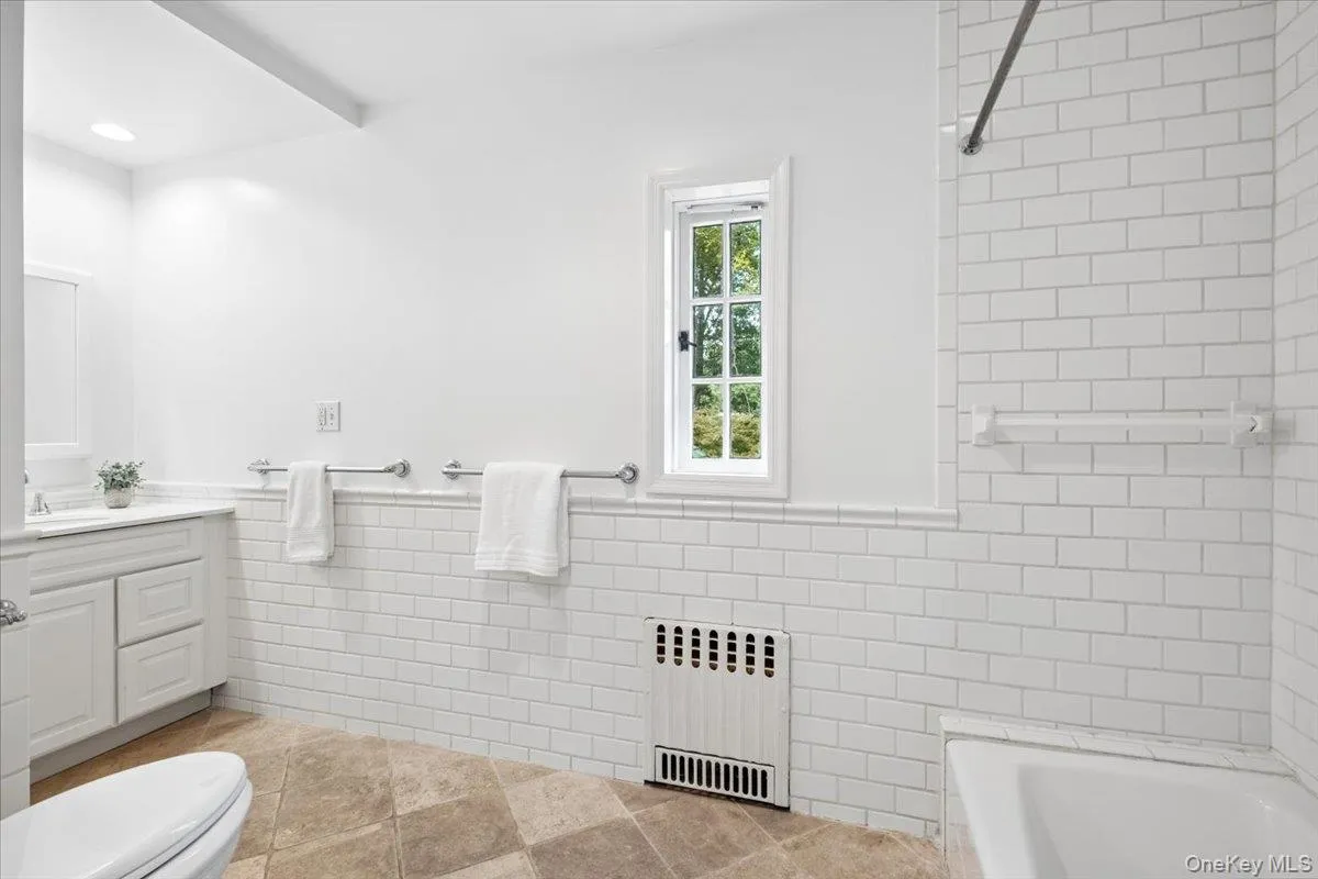 451 Beechmont Drive, New Rochelle, NY, 7 Bedrooms Bedrooms, 13 Rooms Rooms,5 BathroomsBathrooms,Residential,For Rent,Beechmont,0,1030915 451 Beechmont Drive, New Rochelle, NY, 7 Bedrooms Bedrooms, 13 Rooms Rooms,5 BathroomsBathrooms,Residential,For Rent,Beechmont,0,1030915