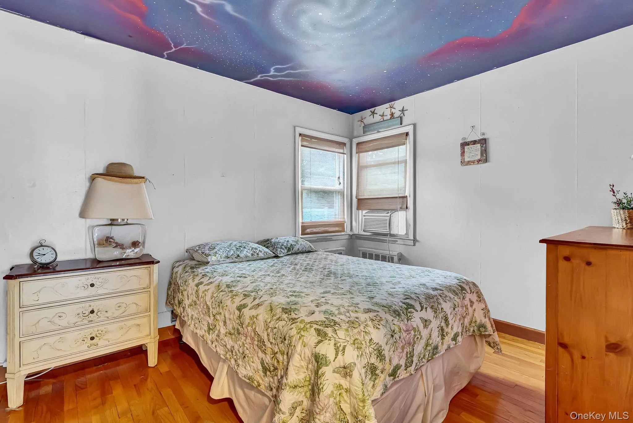 127 Queens Avenue, West Babylon, NY, 3 Bedrooms Bedrooms, 8 Rooms Rooms,1 BathroomBathrooms,Residential,For Rent,Queens,0,1030921 127 Queens Avenue, West Babylon, NY, 3 Bedrooms Bedrooms, 8 Rooms Rooms,1 BathroomBathrooms,Residential,For Rent,Queens,0,1030921